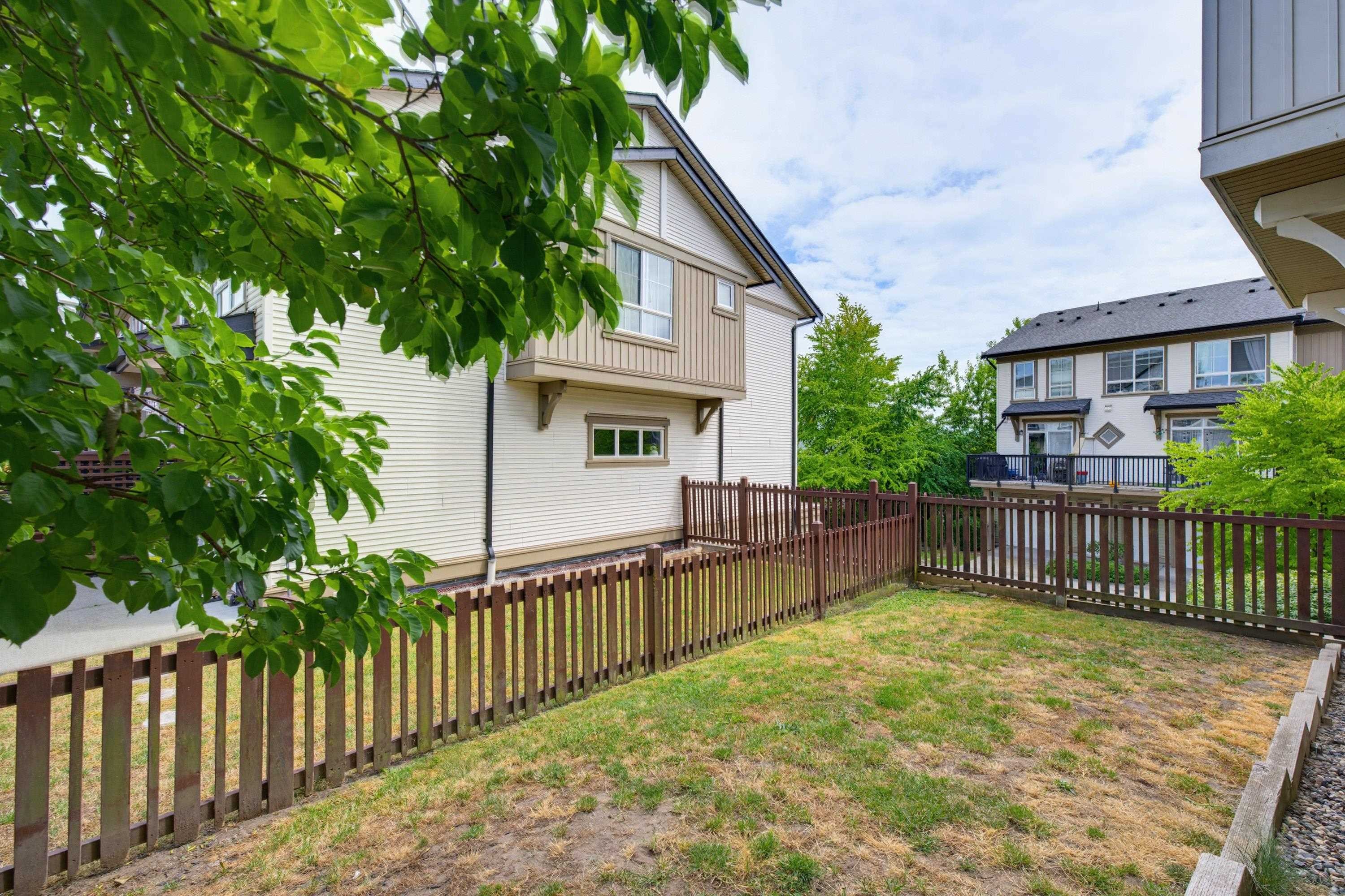 









19505


68a

Avenue, 121,
Surrey,




BC
V4N 6K3

