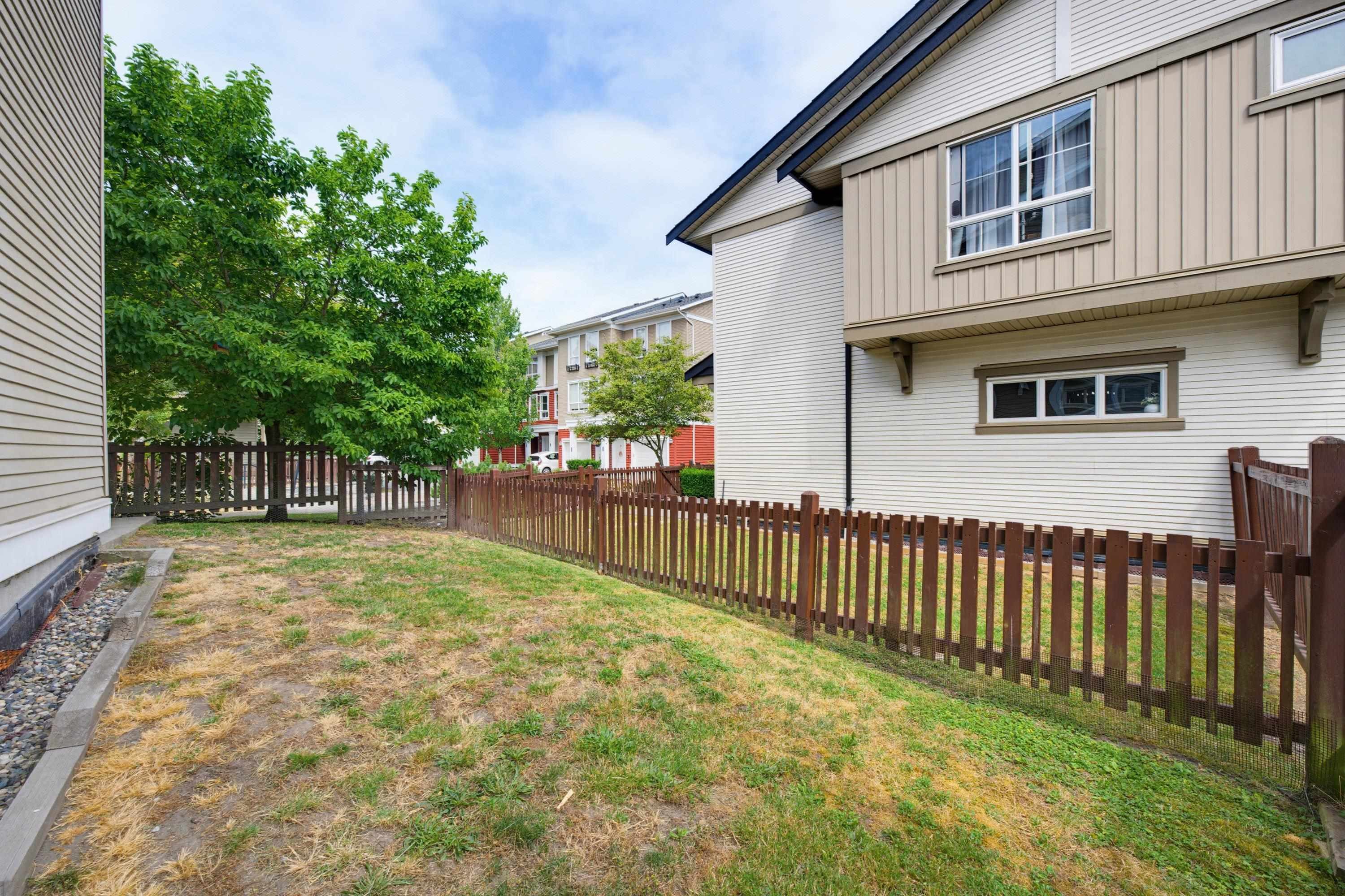 









19505


68a

Avenue, 121,
Surrey,




BC
V4N 6K3


