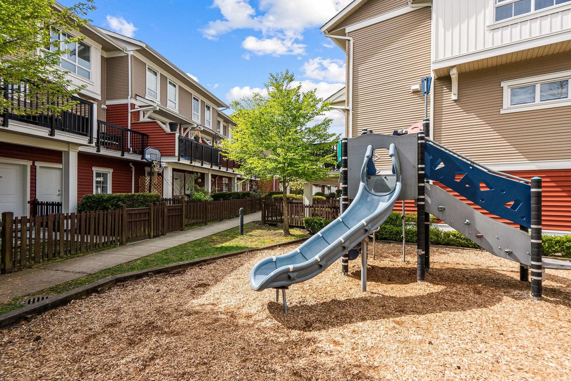 









19505


68a

Avenue, 121,
Surrey,




BC
V4N 6K3

