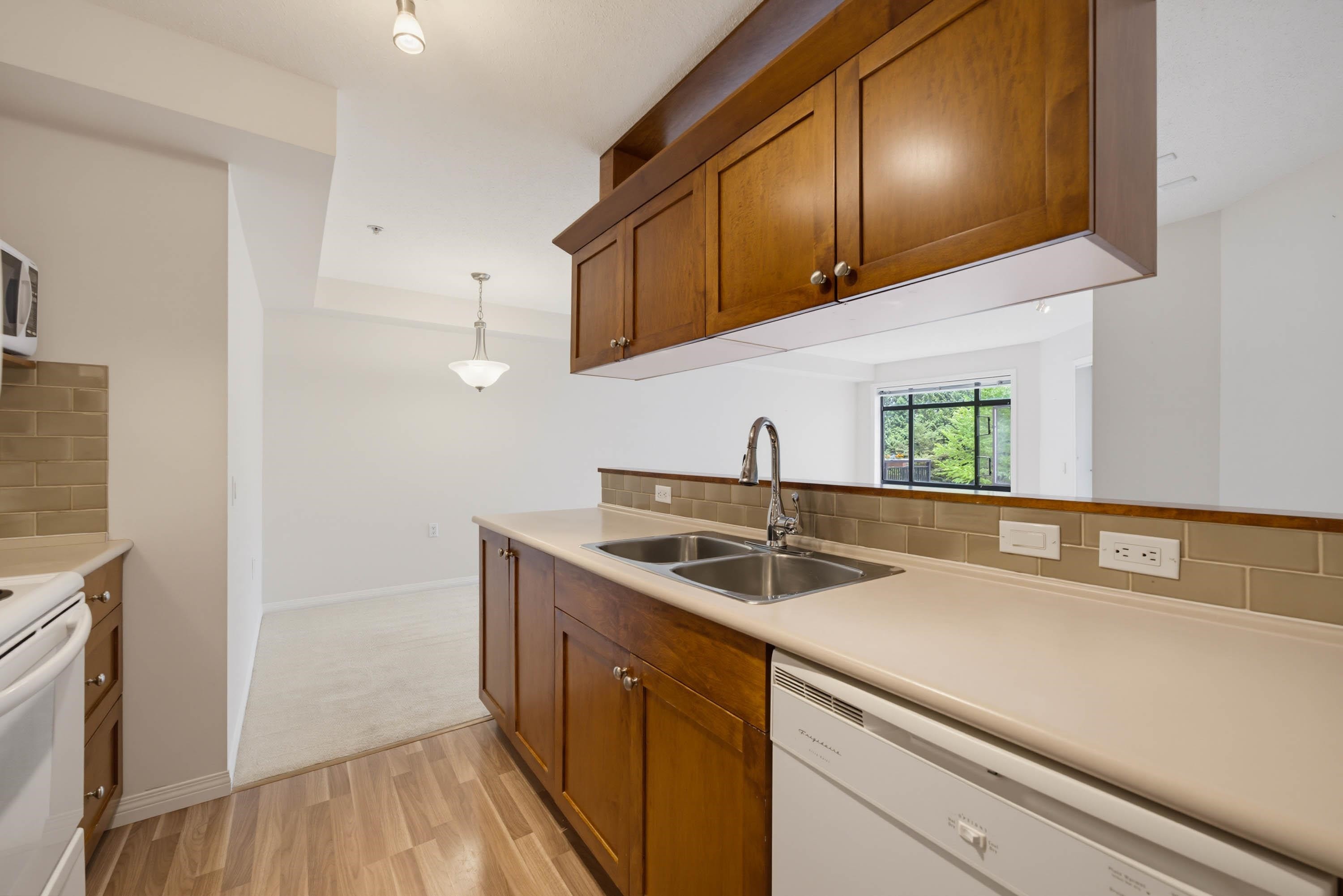 









8880


202

Street, 214,
Langley,




BC
V1M 4E7


