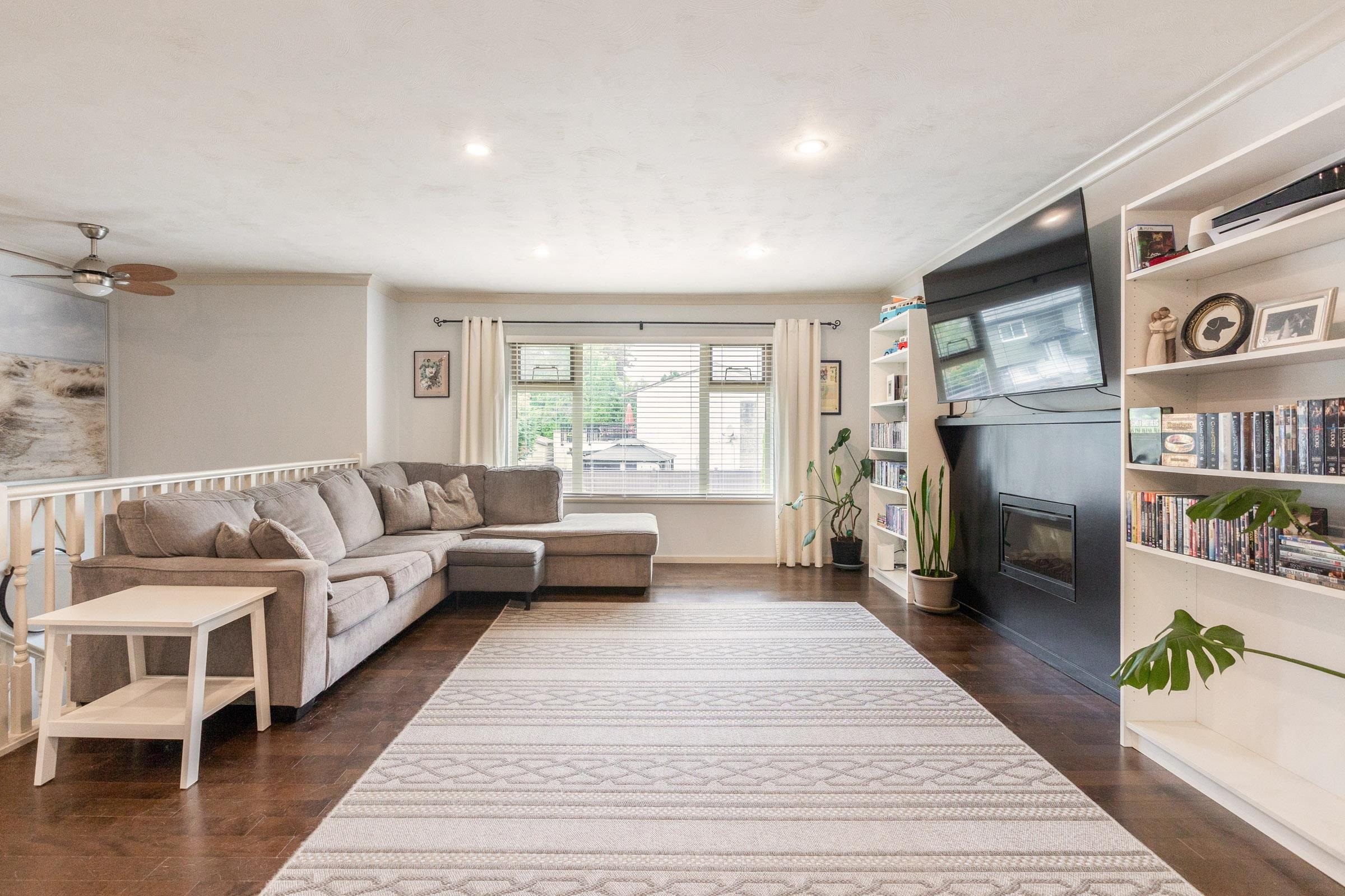 









26481


30a

Avenue,
Langley,




BC
V4W 3E1

