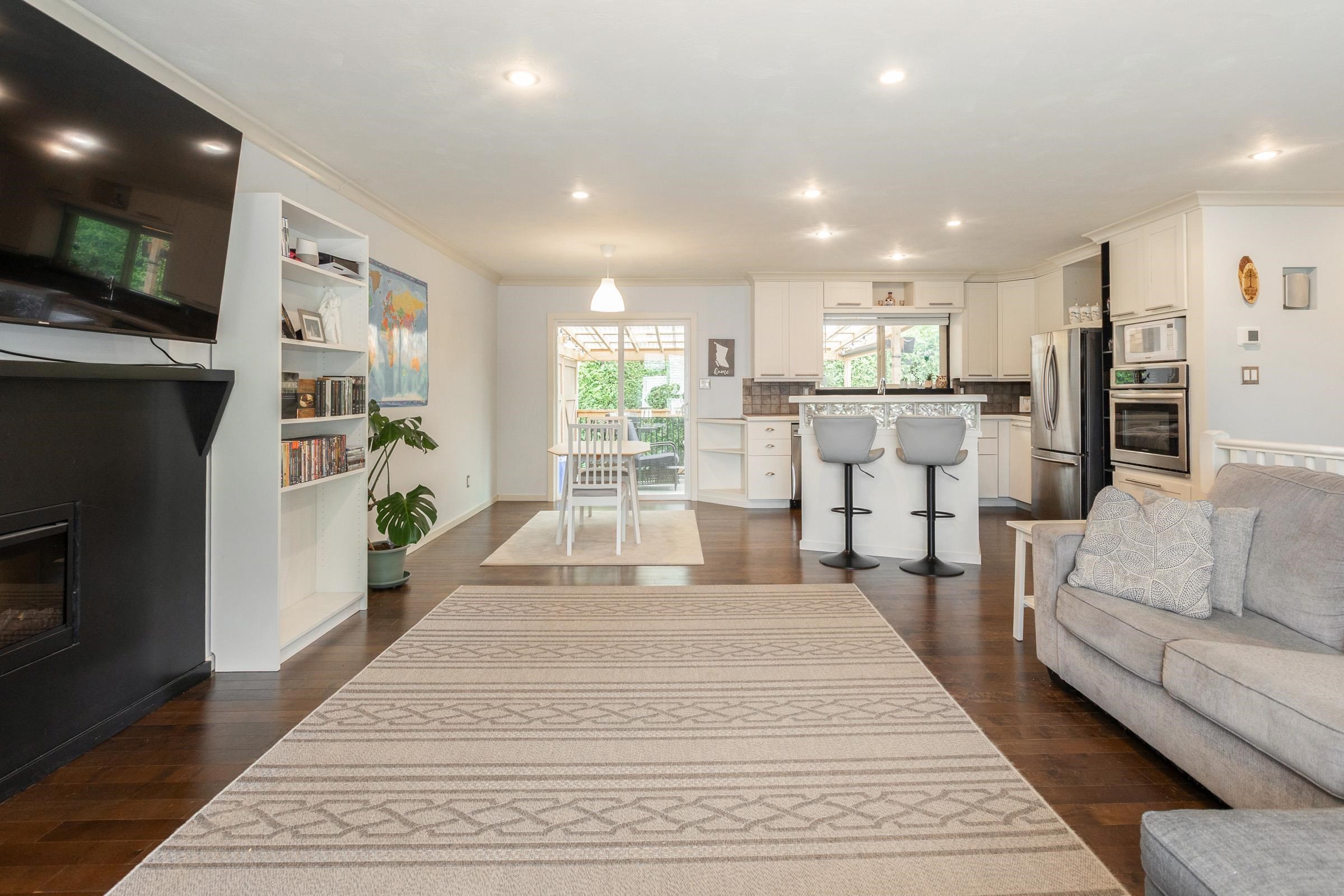 









26481


30a

Avenue,
Langley,




BC
V4W 3E1

