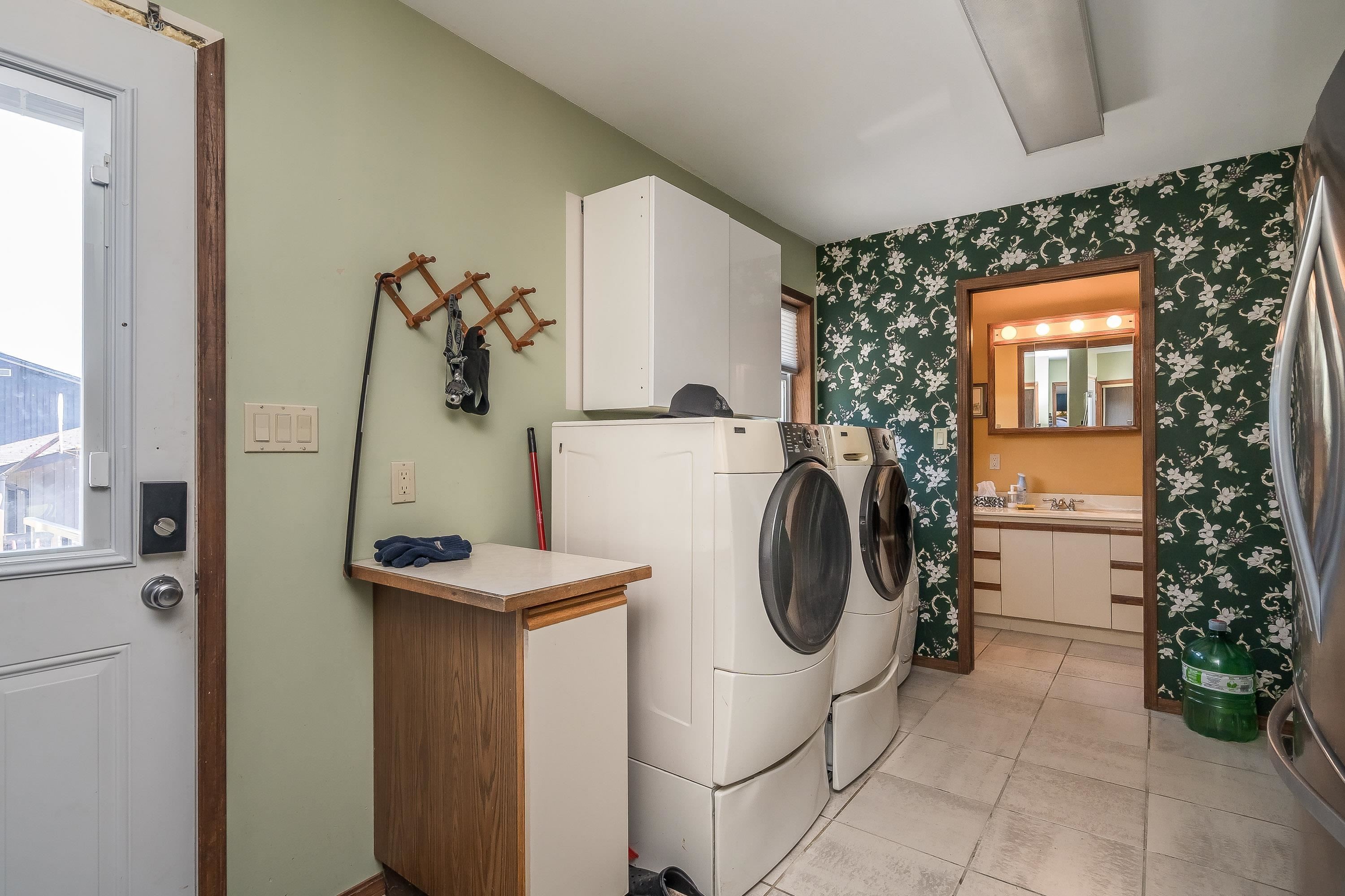 









7094


267

Street,
Langley,




BC
V4W 1W2

