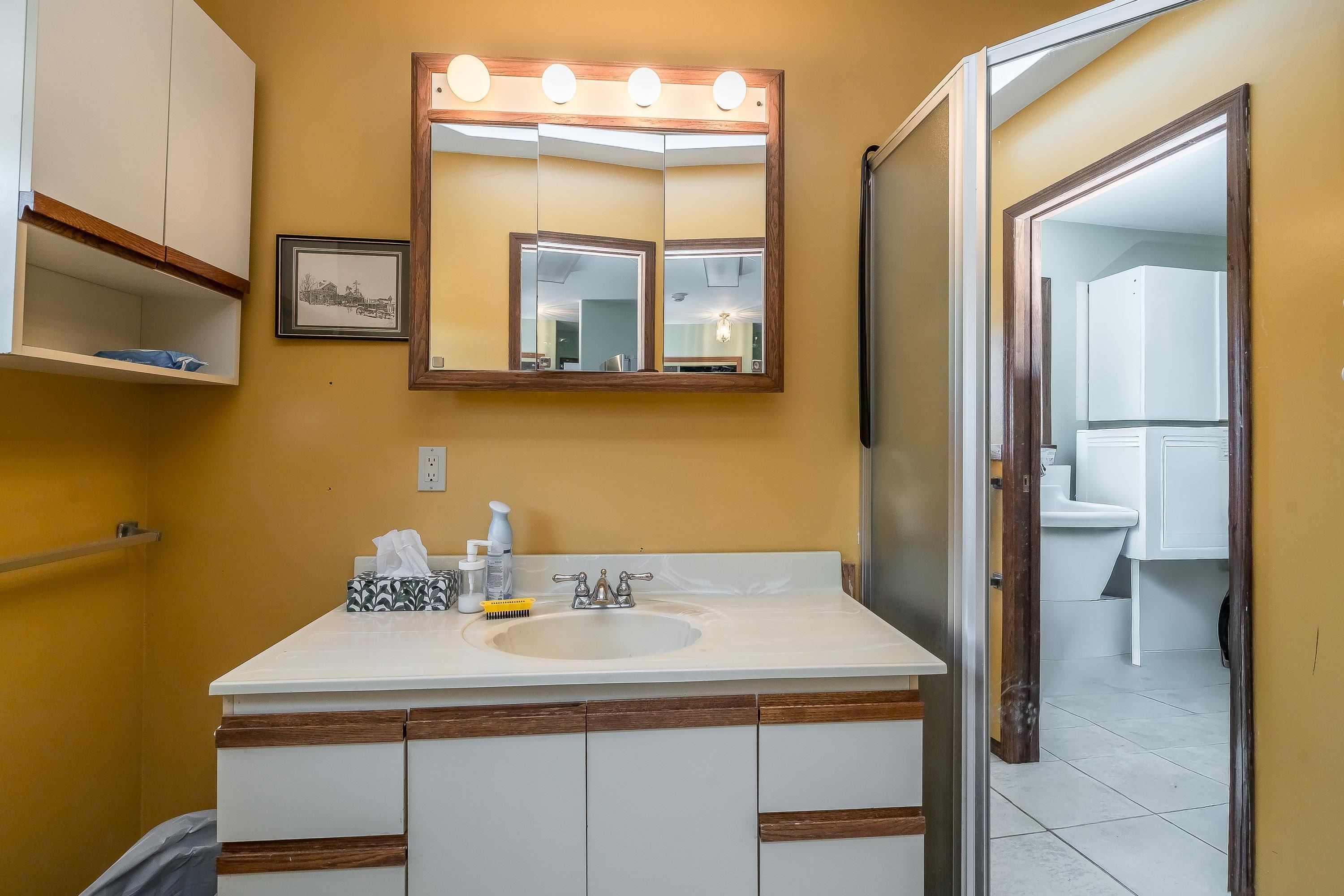 









7094


267

Street,
Langley,




BC
V4W 1W2

