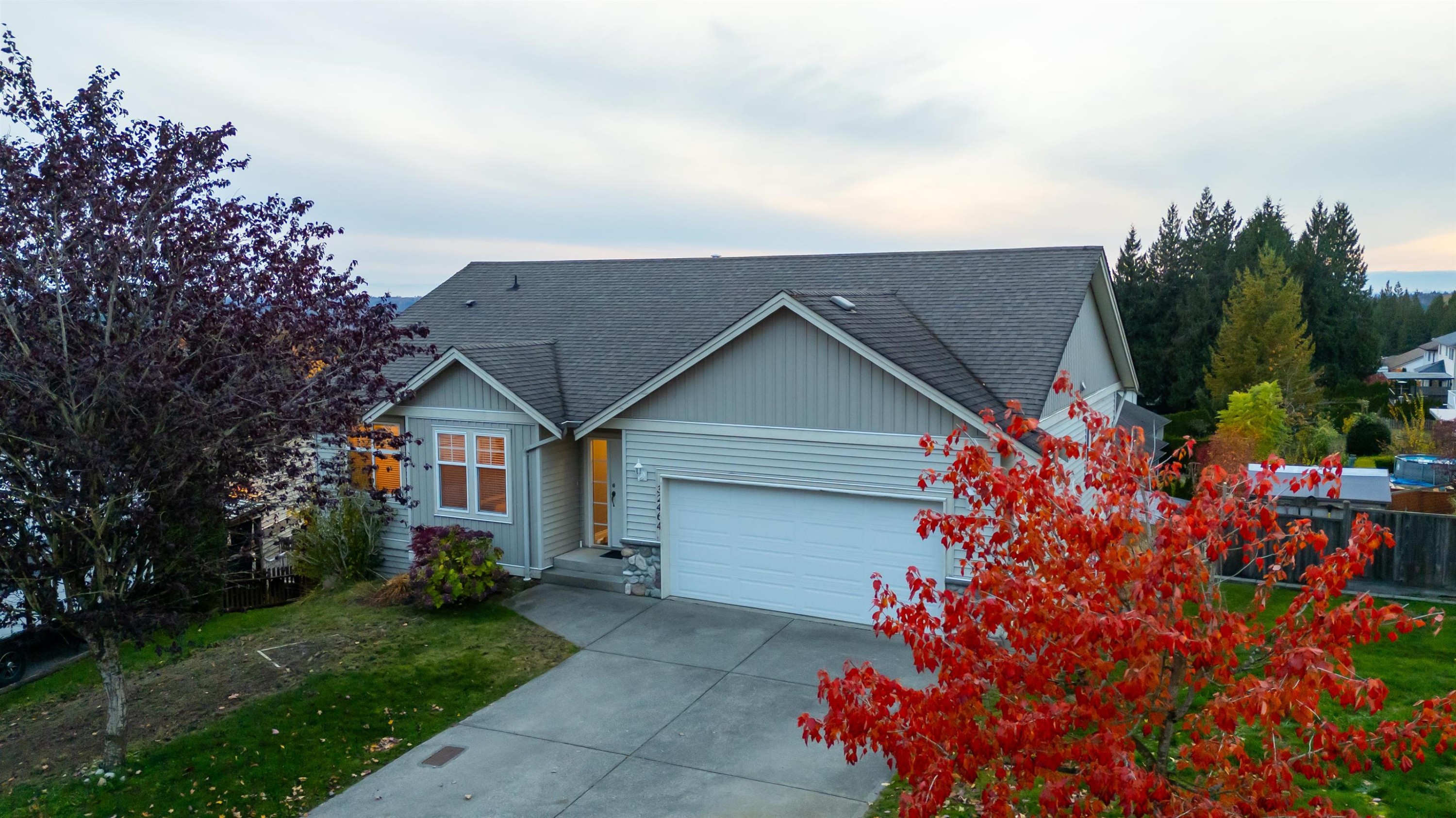 









32464


Bobcat

Drive East,
Mission,




BC
V2V 7P7

