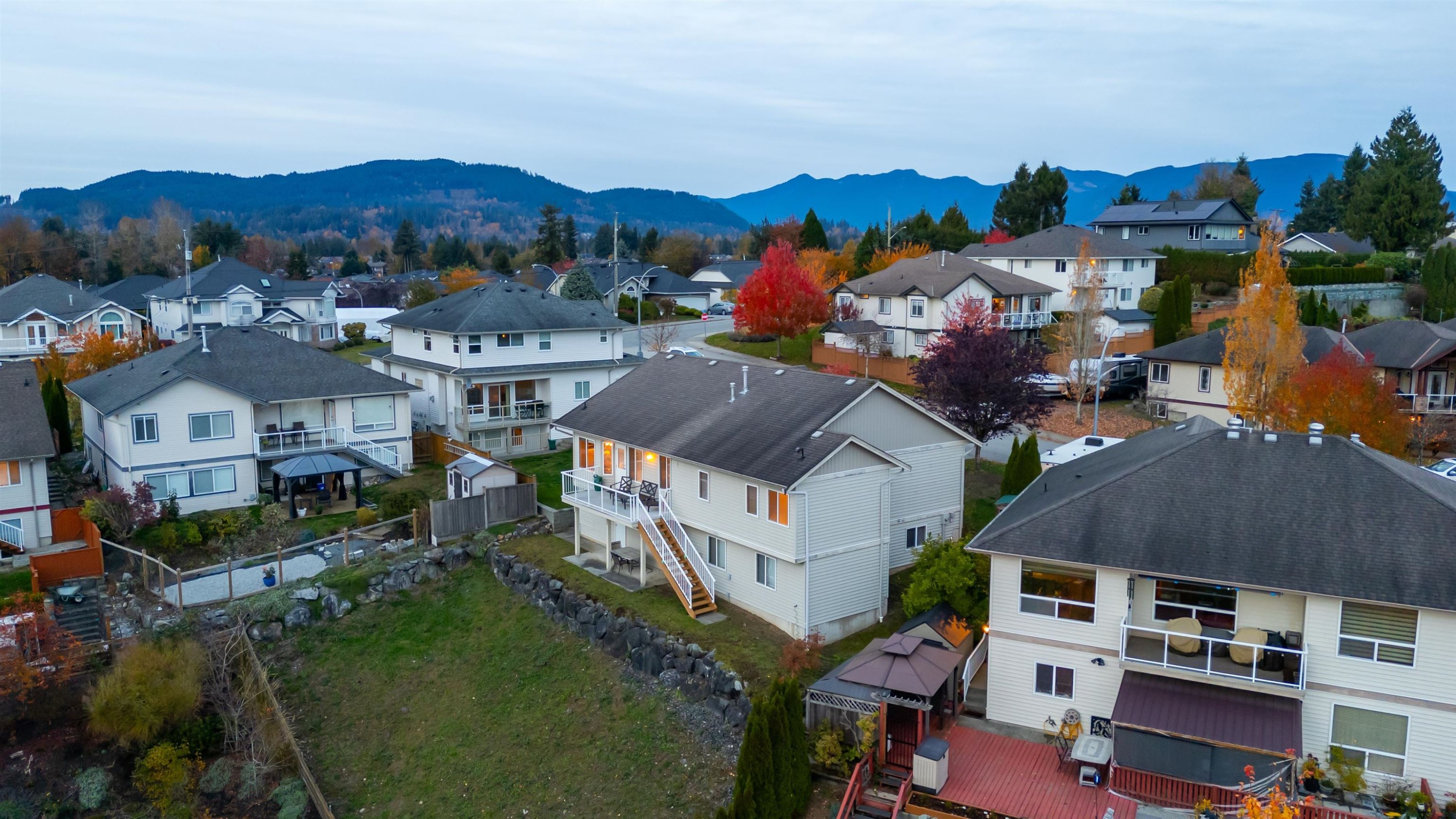 









32464


Bobcat

Drive East,
Mission,




BC
V2V 7P7

