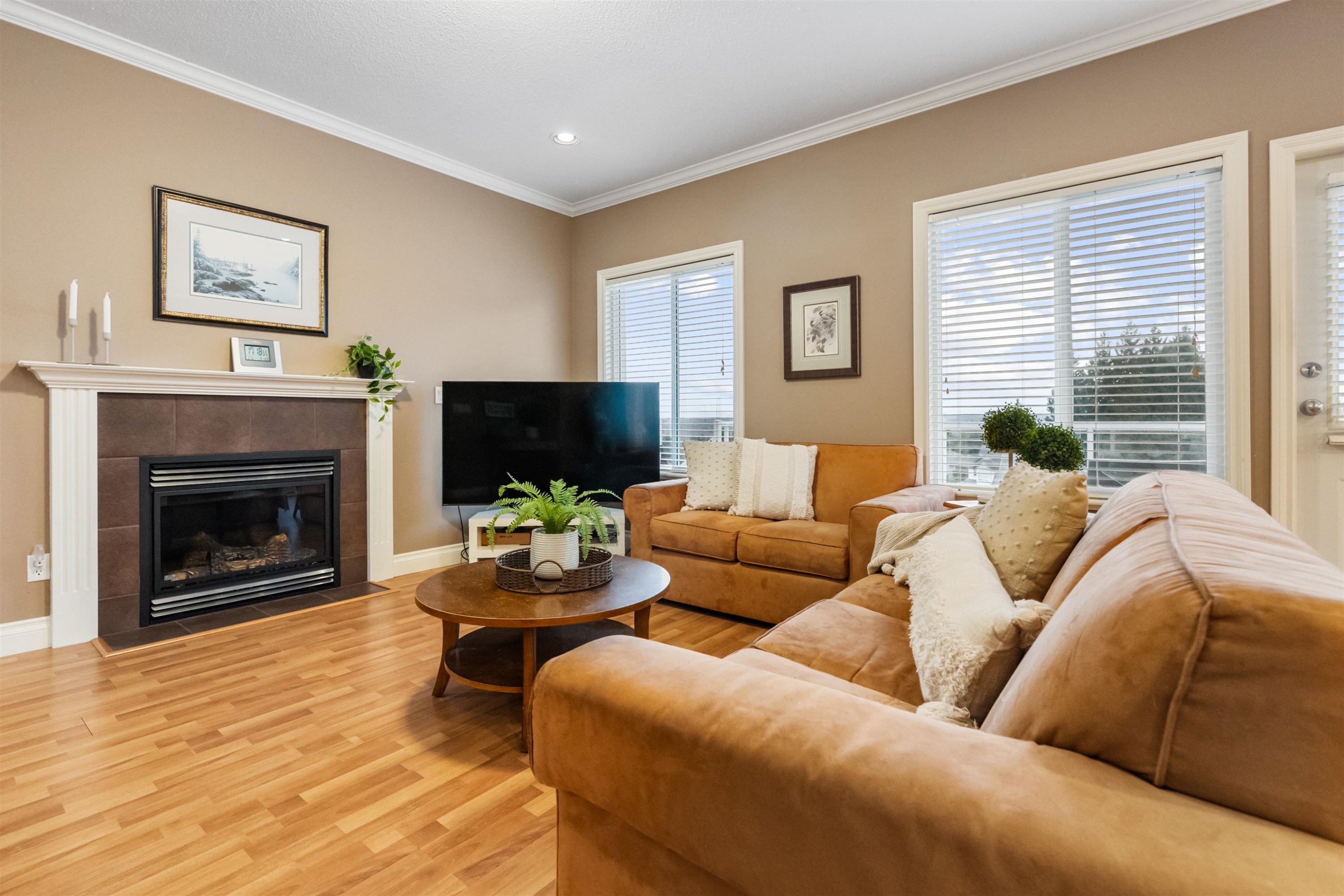 









32464


Bobcat

Drive East,
Mission,




BC
V2V 7P7

