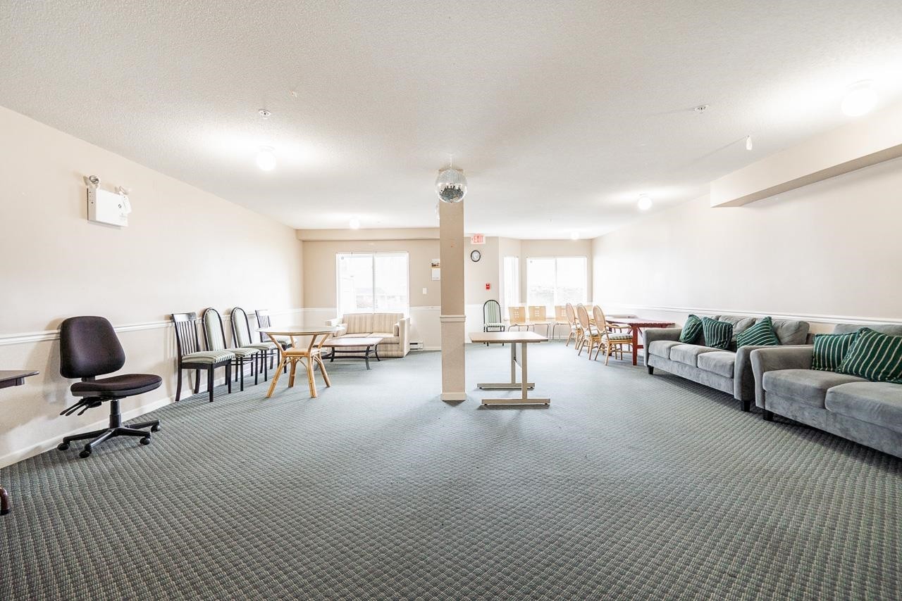 









12160


80

Avenue, 407,
Surrey,




BC
V3W 0V3

