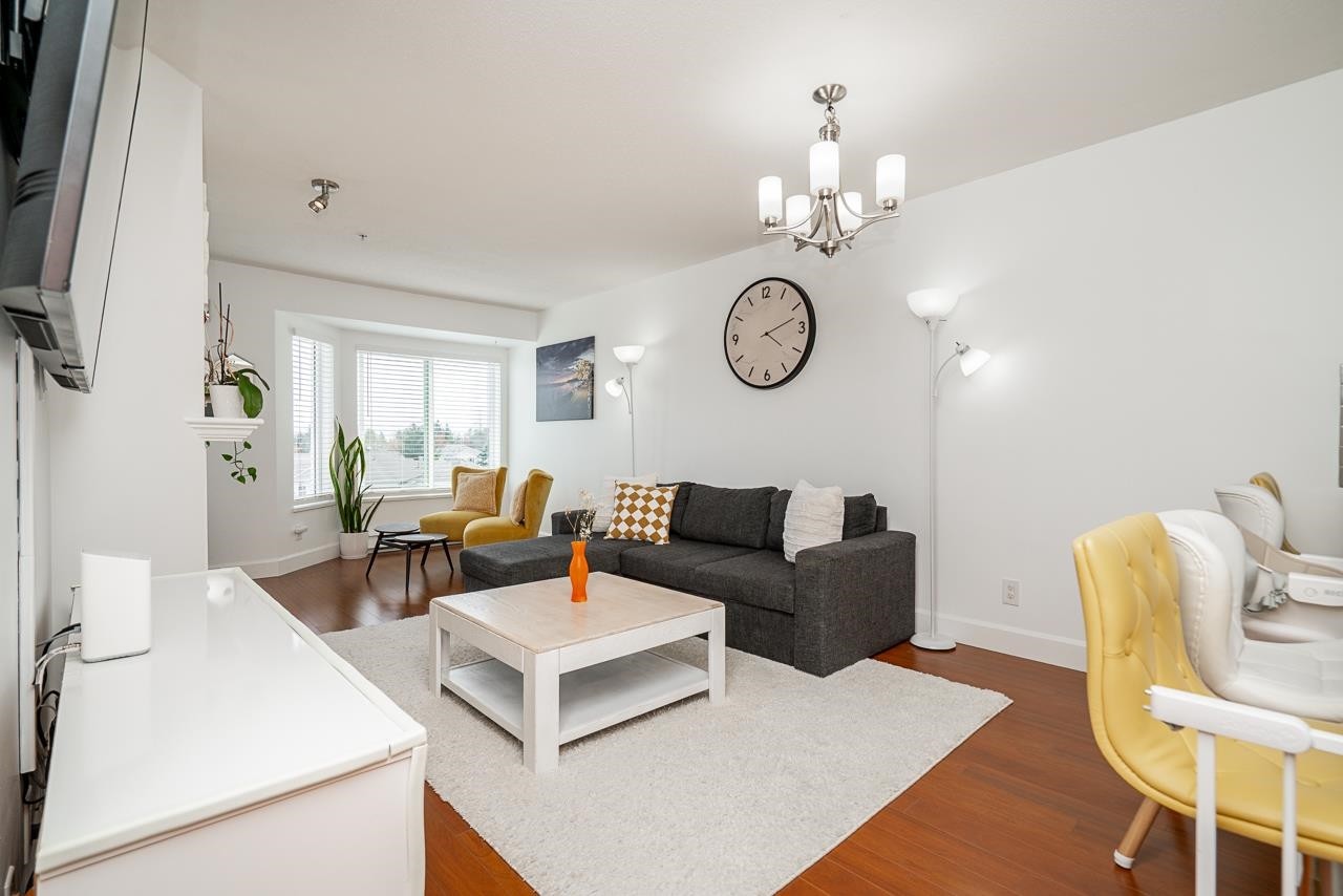 









12160


80

Avenue, 407,
Surrey,




BC
V3W 0V3

