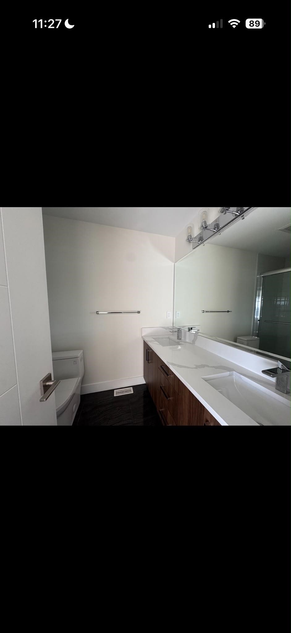









9652


162a

Street, 49,
Surrey,




BC
V4N 2E4

