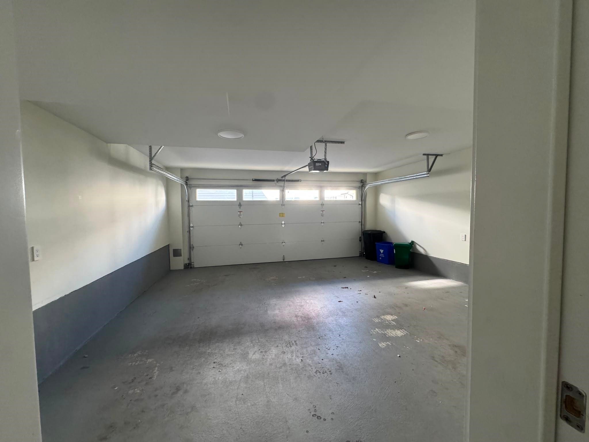 









9652


162a

Street, 49,
Surrey,




BC
V4N 2E4

