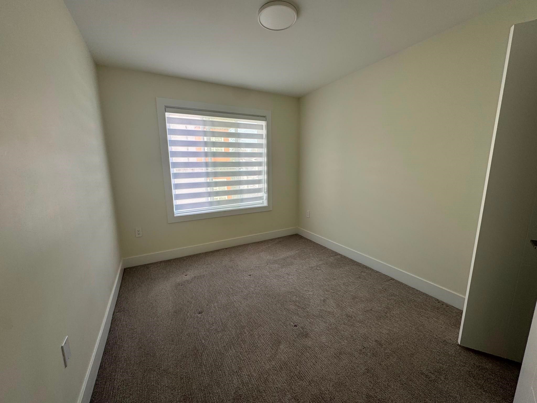 









9652


162a

Street, 49,
Surrey,




BC
V4N 2E4

