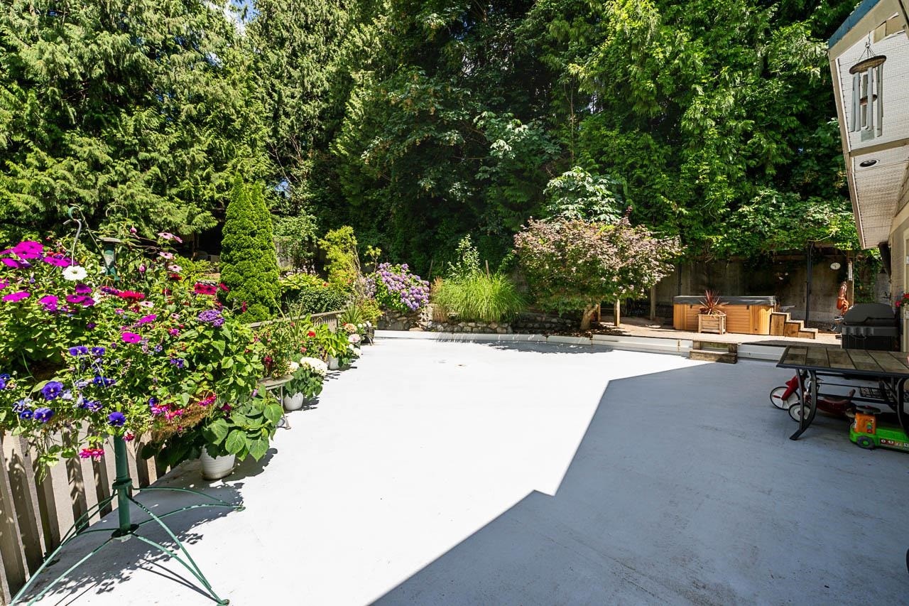 









24400


56

Avenue,
Langley,




BC
V2Z 1E9

