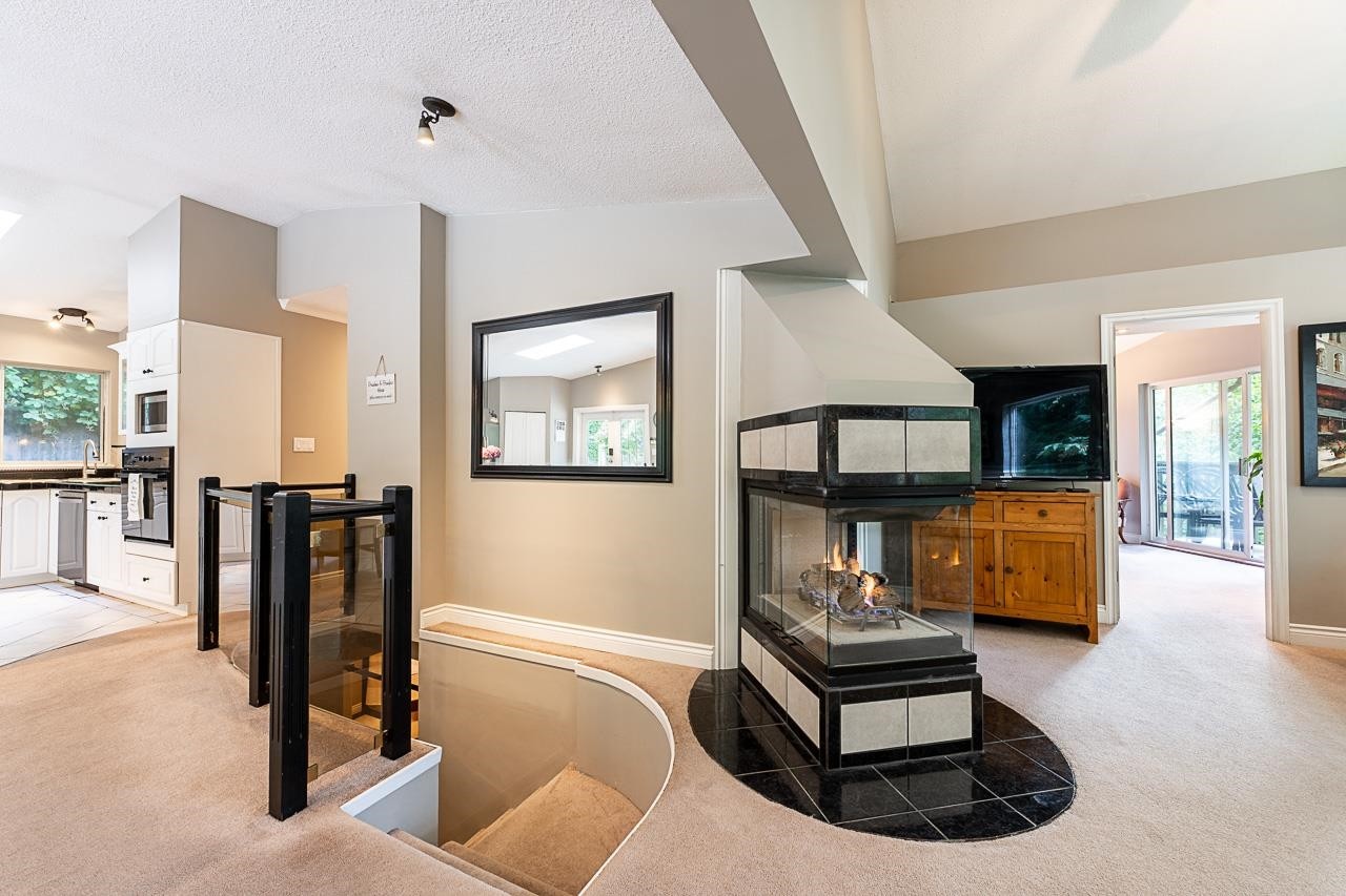 









24400


56

Avenue,
Langley,




BC
V2Z 1E9

