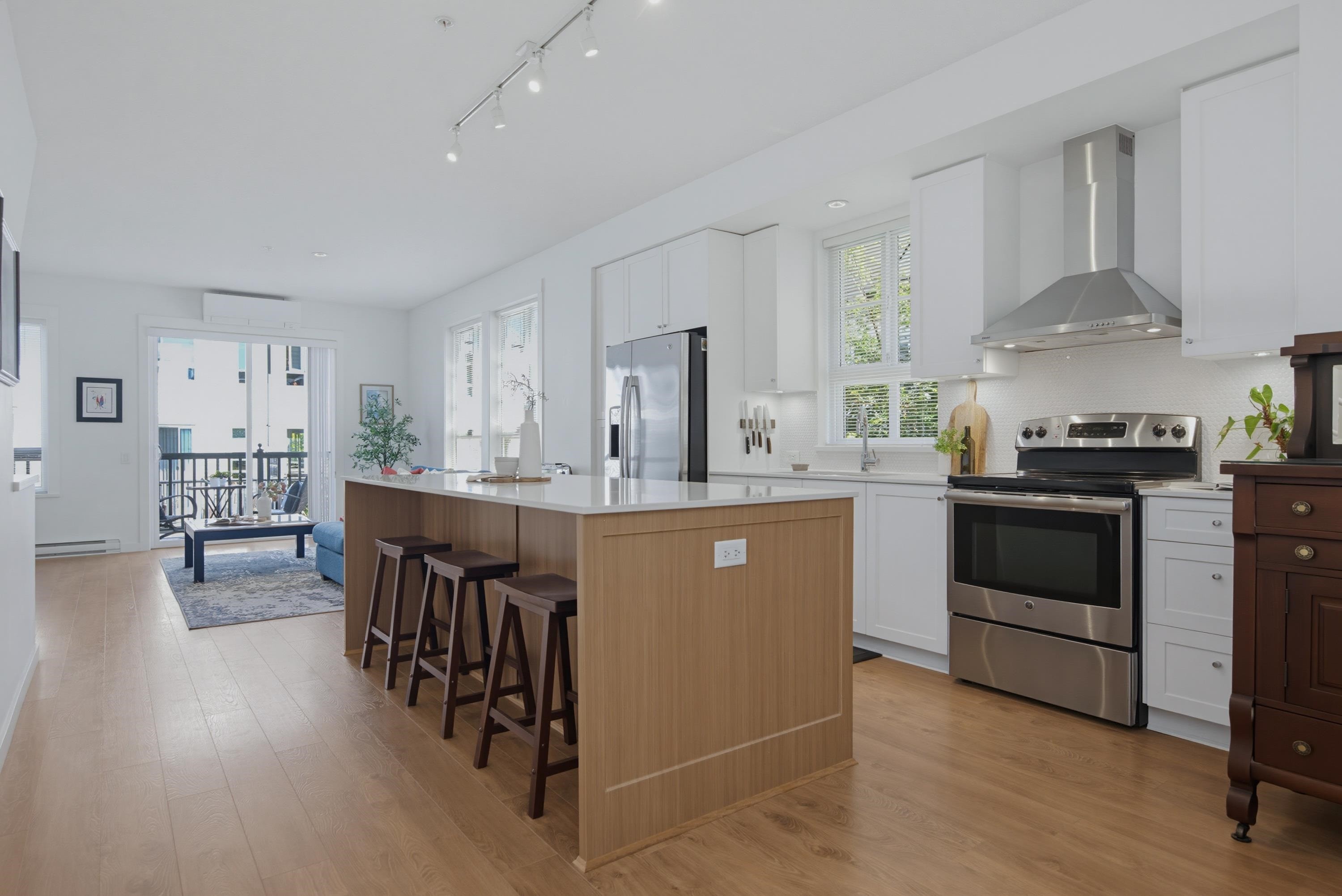 









8476


207a

Street, 23,
Langley,




BC
V2Y 0S6

