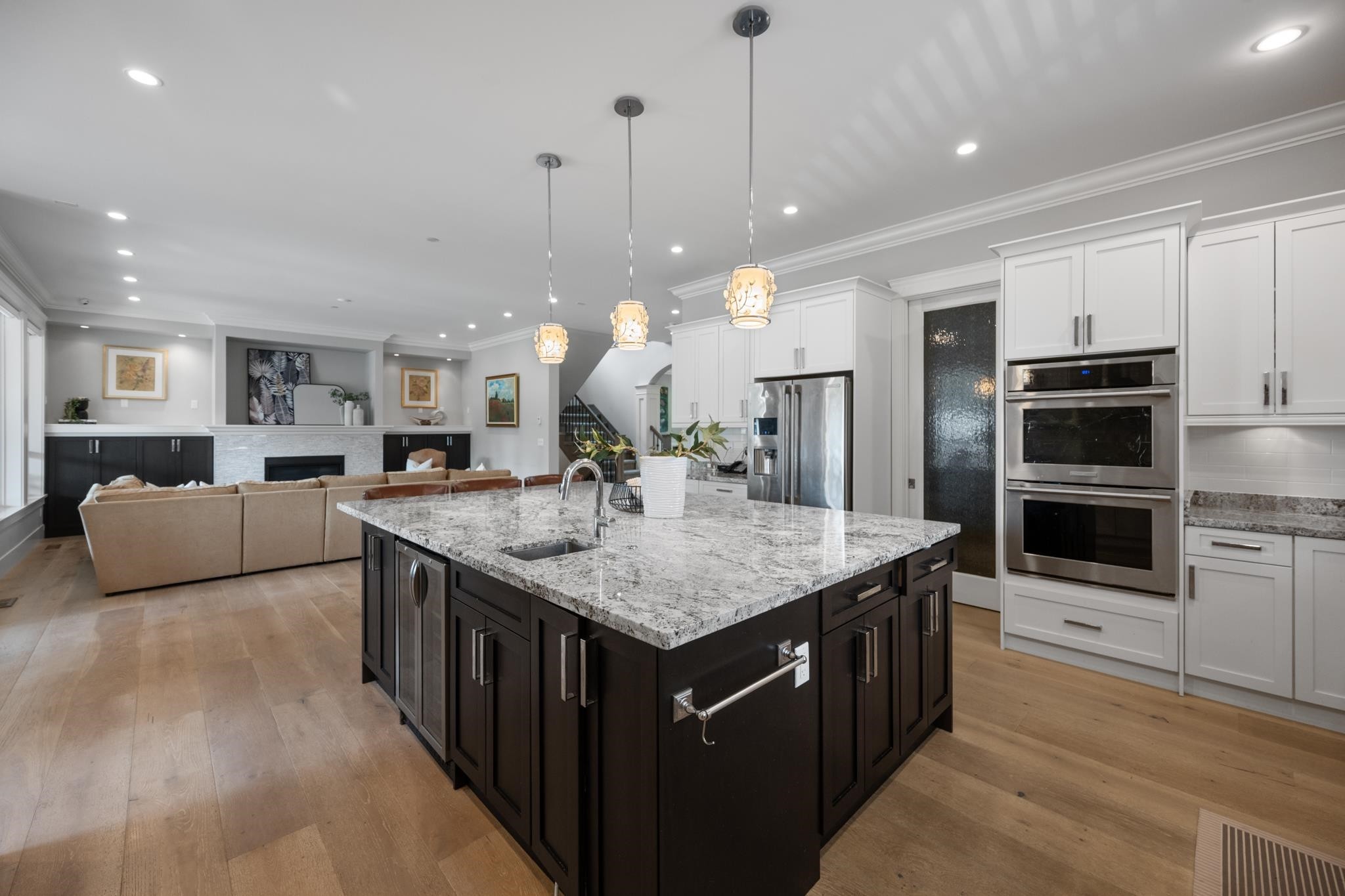 









13632


Blackburn

Avenue,
White Rock,




BC
V4B 2Y8

