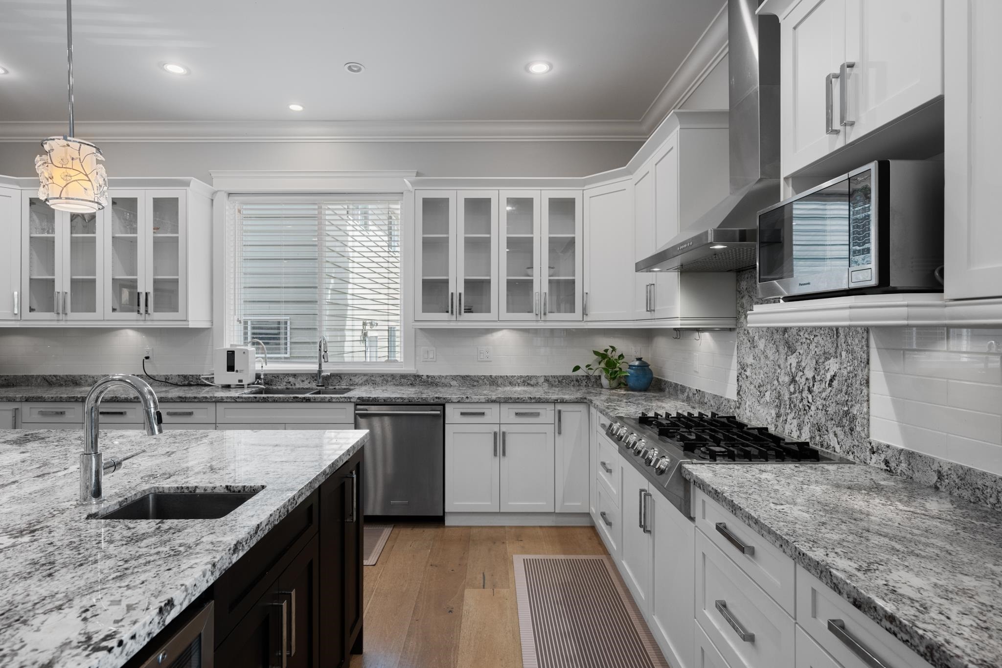 









13632


Blackburn

Avenue,
White Rock,




BC
V4B 2Y8


