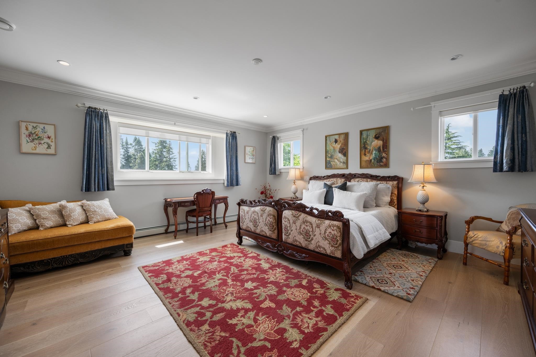 









13632


Blackburn

Avenue,
White Rock,




BC
V4B 2Y8

