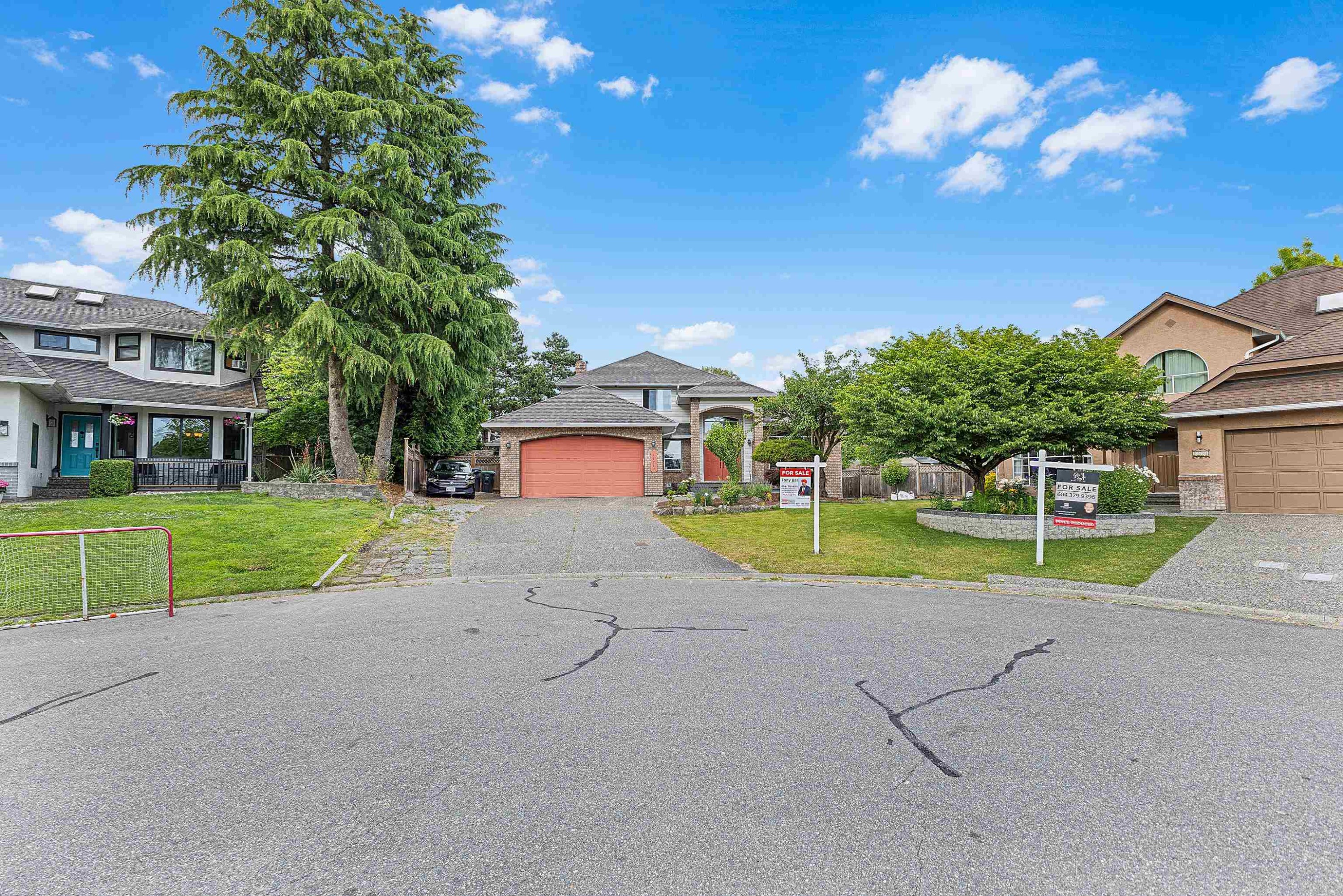 









14247


86

Avenue,
Surrey,




BC
V3W 0S6

