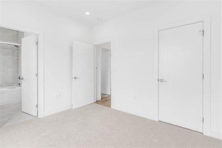 









19415


70

Avenue,
Surrey,




BC
V4N 1N2

