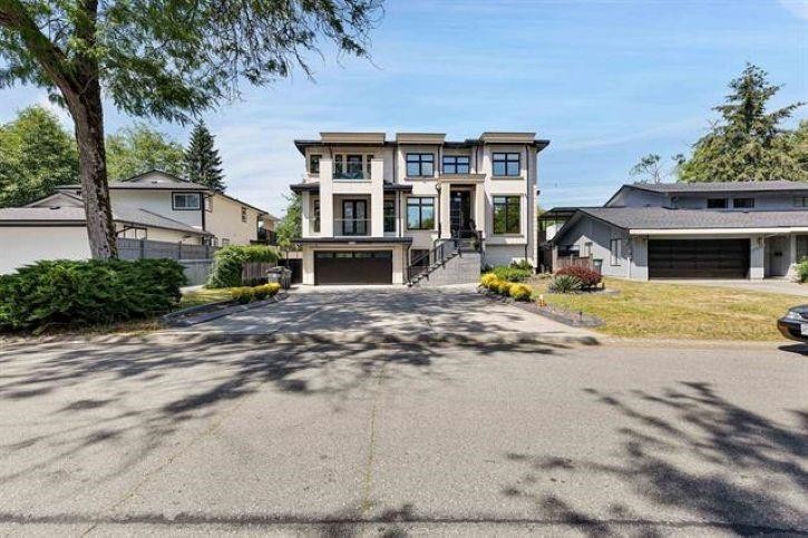









12842


Carluke

Crescent,
Surrey,




BC
V3V 6R4


