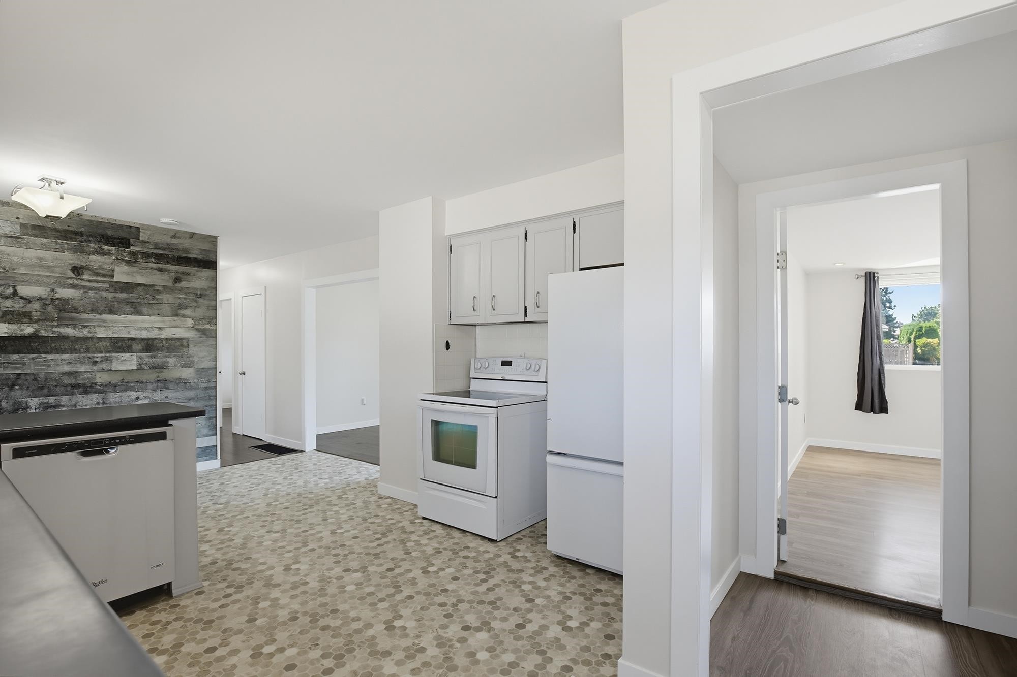 









33515


8

Avenue,
Mission,




BC
V2V 2H4

