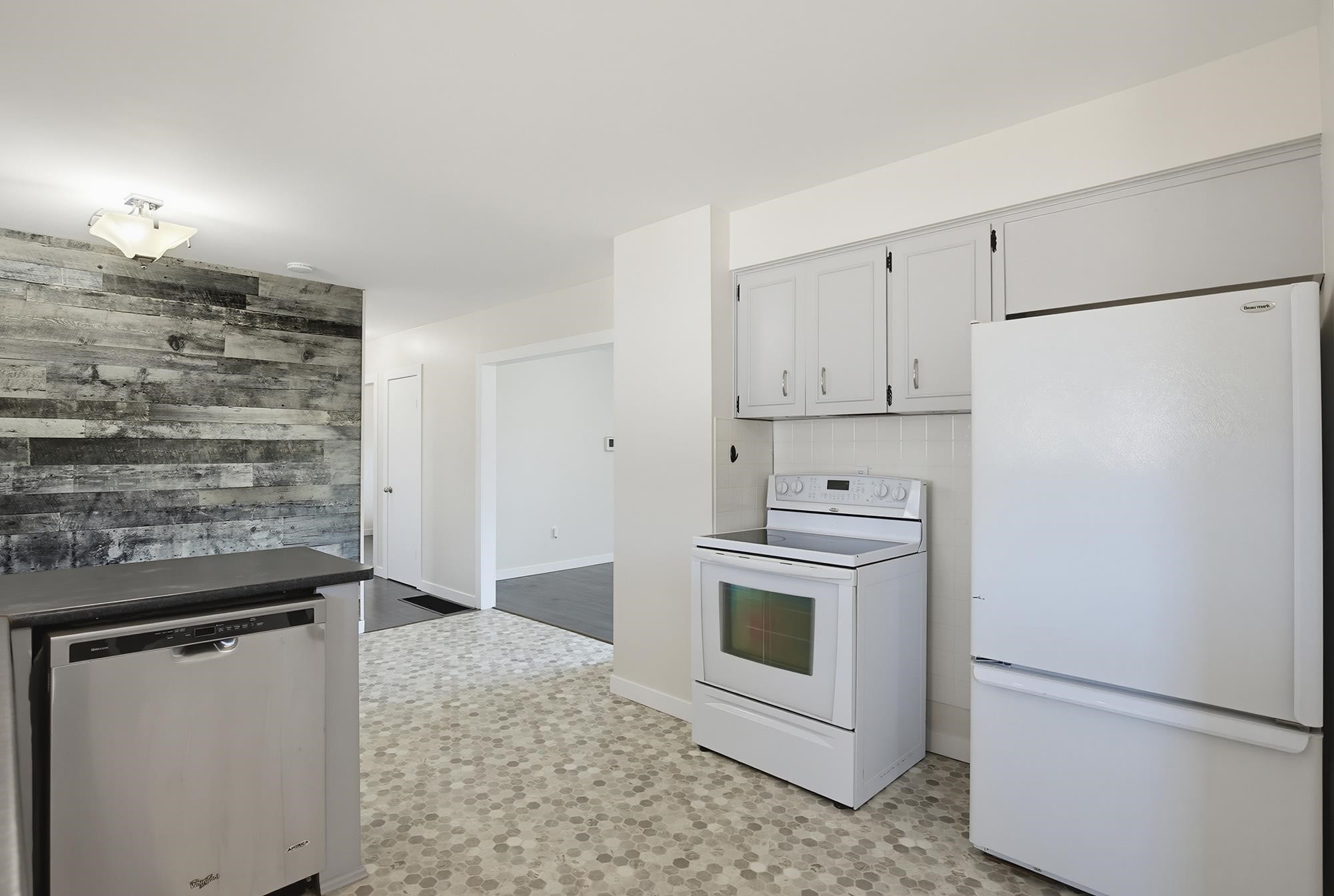 









33515


8

Avenue,
Mission,




BC
V2V 2H4

