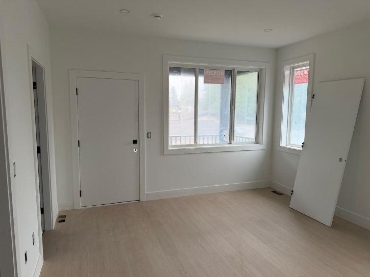 









9820


130

Street, 101,
Surrey,




BC
V3T 3L3

