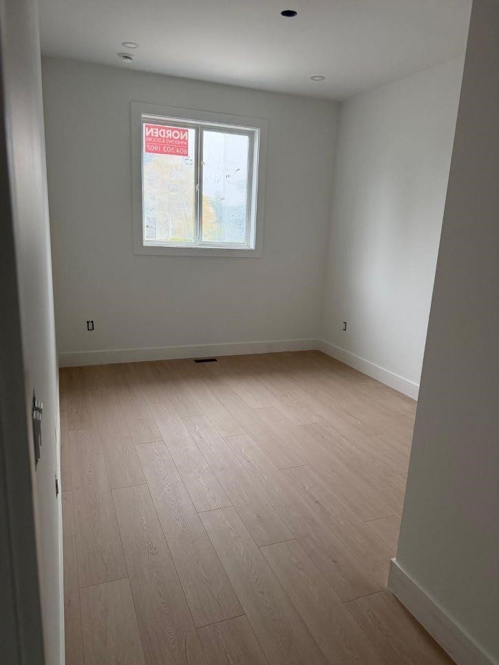









9820


130

Street, 101,
Surrey,




BC
V3T 3L3

