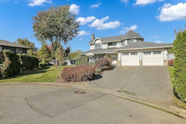 









8182


140b

Street,
Surrey,




BC
V3W 8X3

