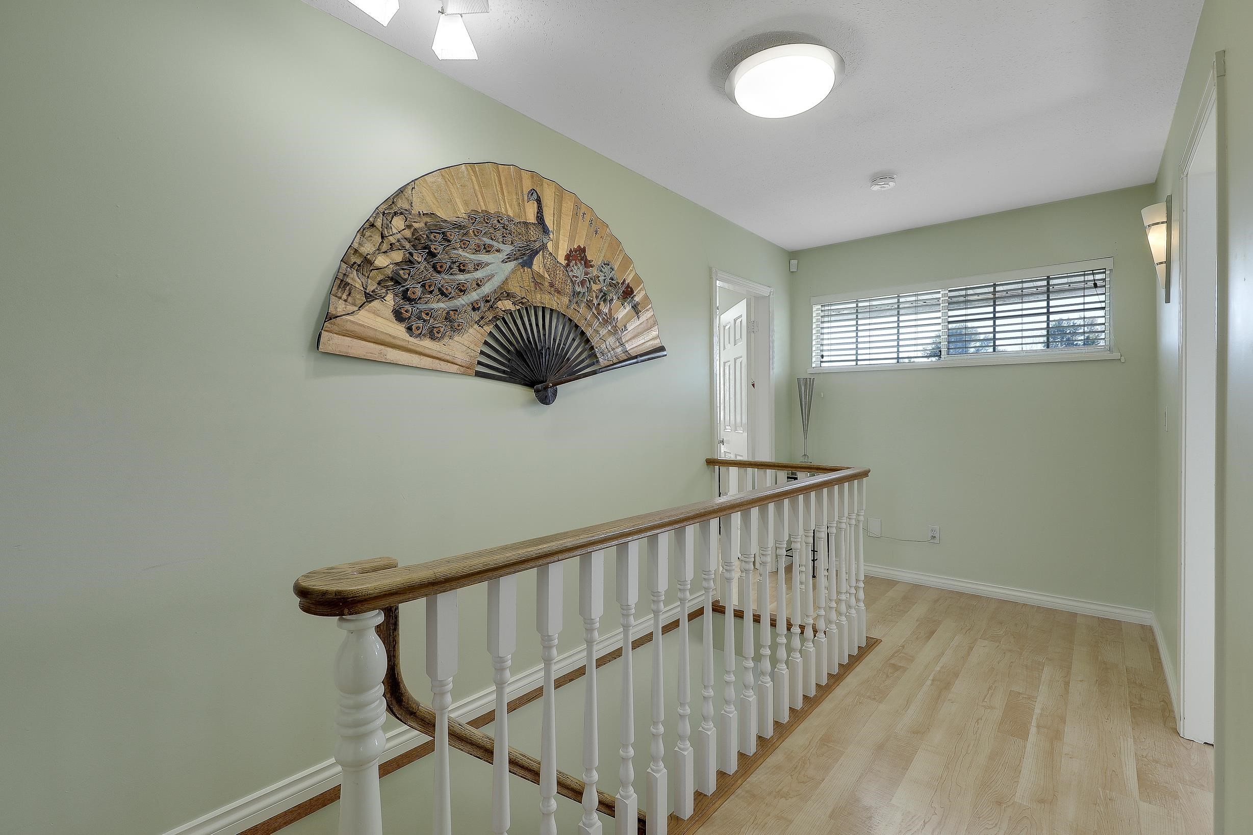 









8182


140b

Street,
Surrey,




BC
V3W 8X3

