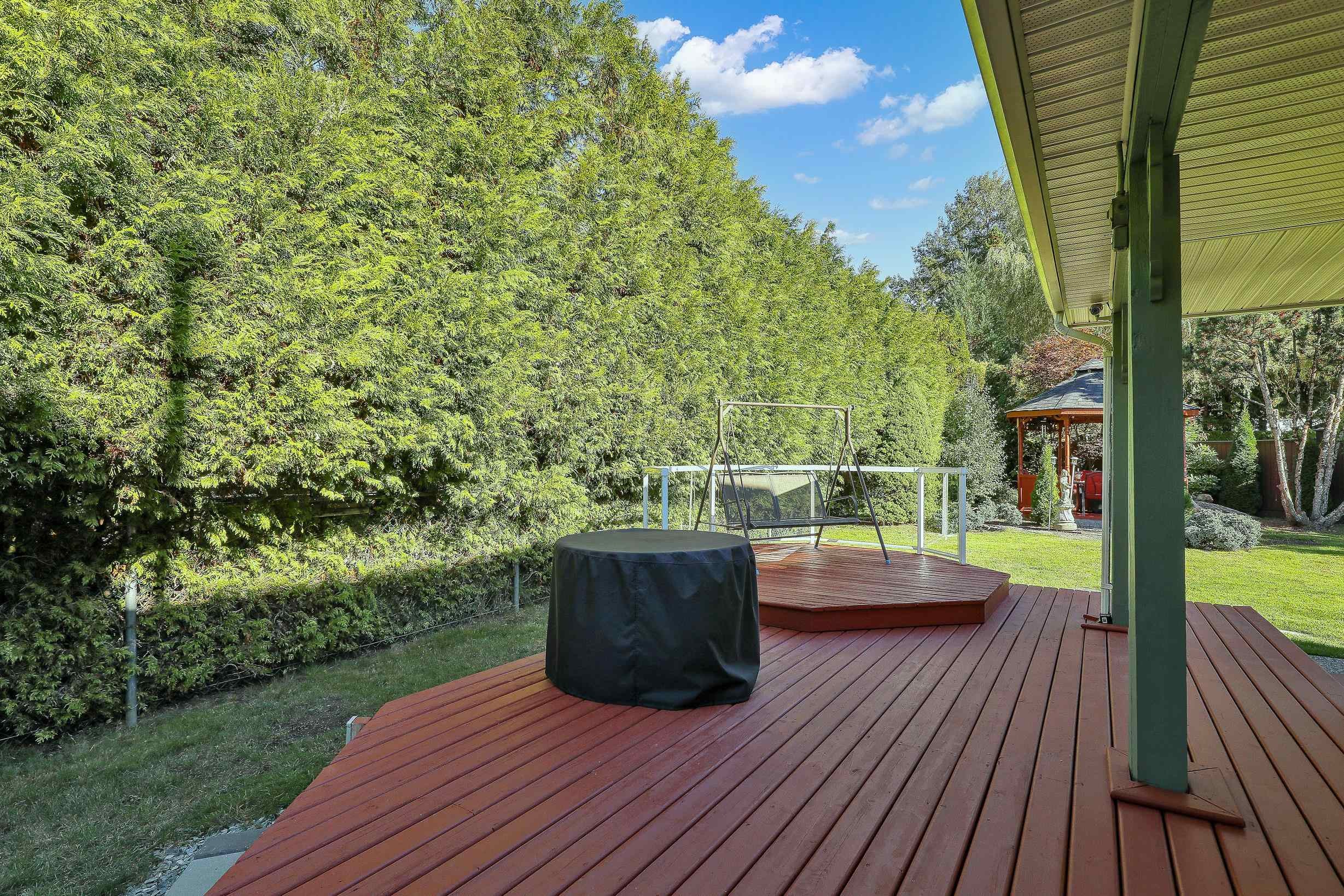 









8182


140b

Street,
Surrey,




BC
V3W 8X3


