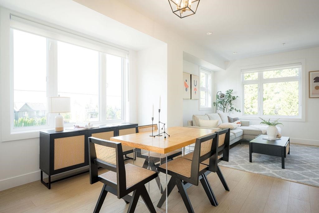 









7540


Briskham

Street, 14,
Mission,




BC
V2V 3L8

