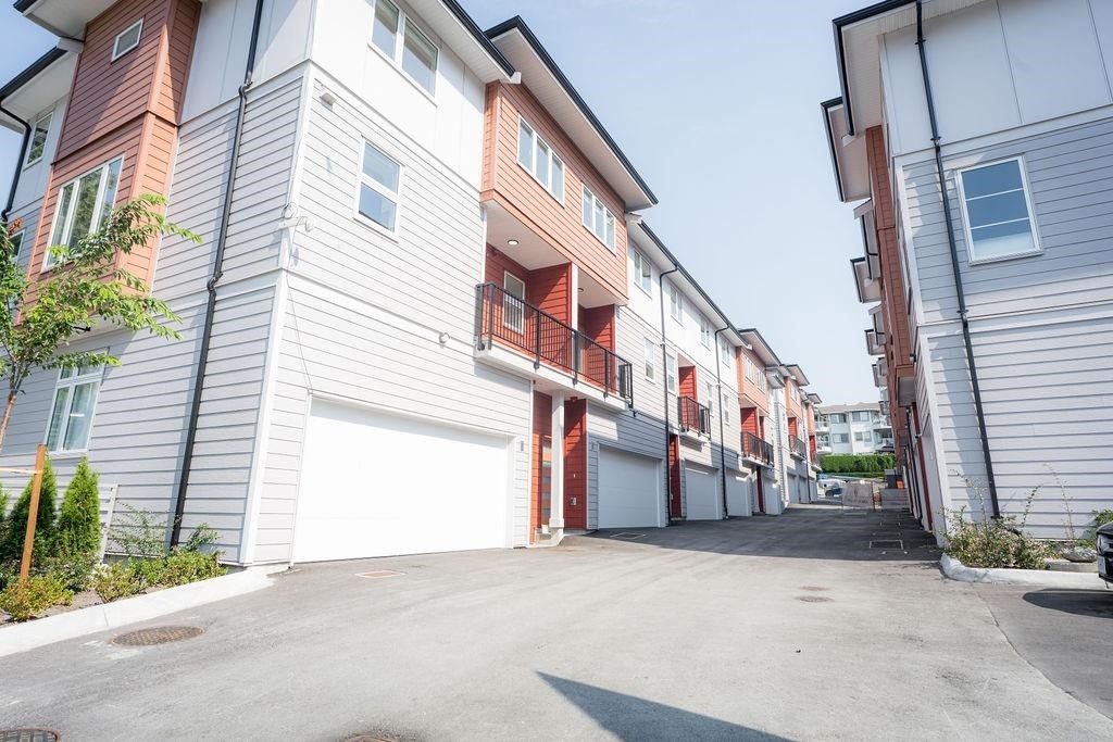 









7540


Briskham

Street, 14,
Mission,




BC
V2V 3L8

