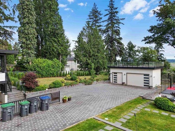 









13170


57

Avenue,
Surrey,




BC
V3X 0K2

