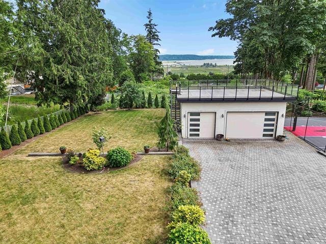 









13170


57

Avenue,
Surrey,




BC
V3X 0K2

