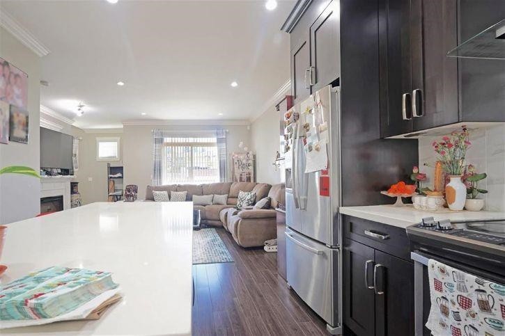 









14285


64

Avenue, 50,
Surrey,




BC
V3W 1Z2

