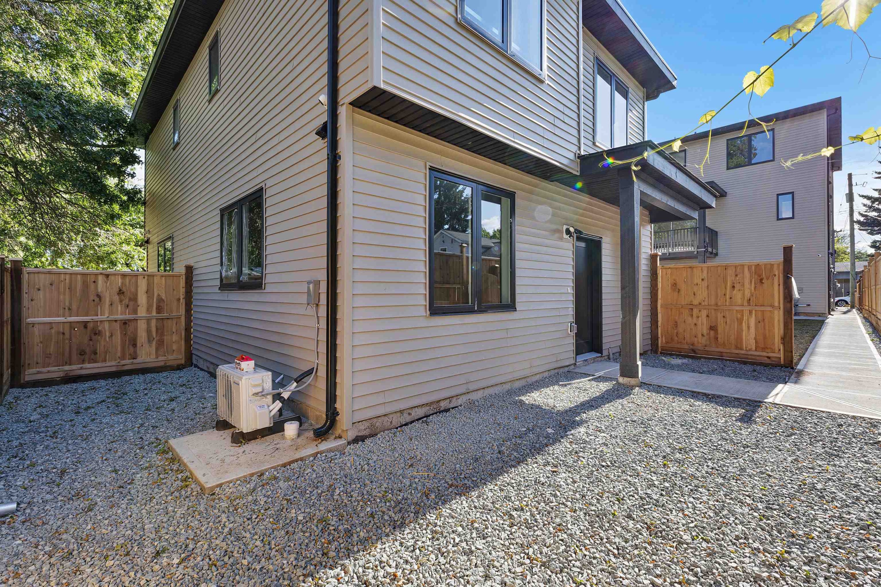 









5840


179

Street, 101,
Surrey,




BC
V3S 4J9

