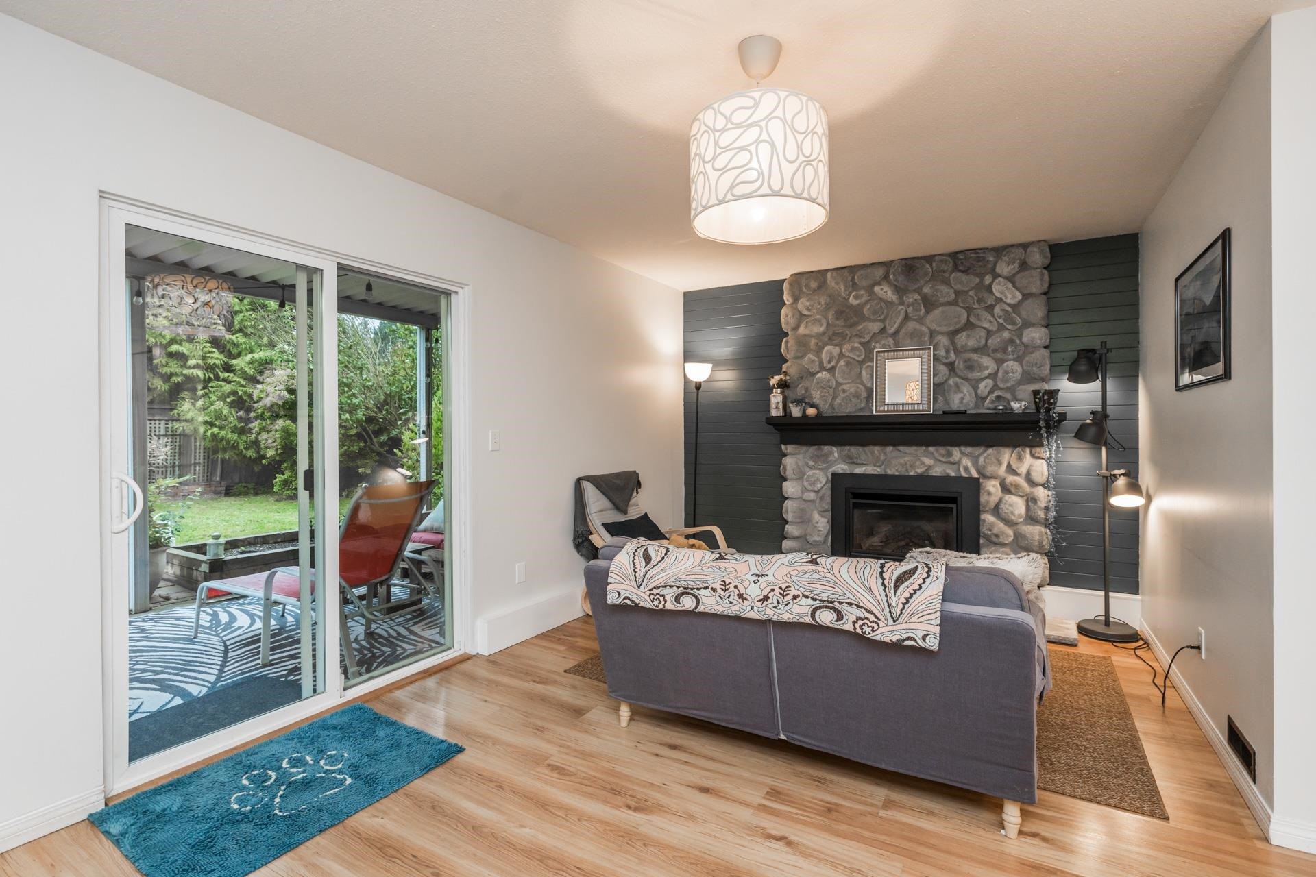 









4483


208

Street,
Langley,




BC
V3A 2H7

