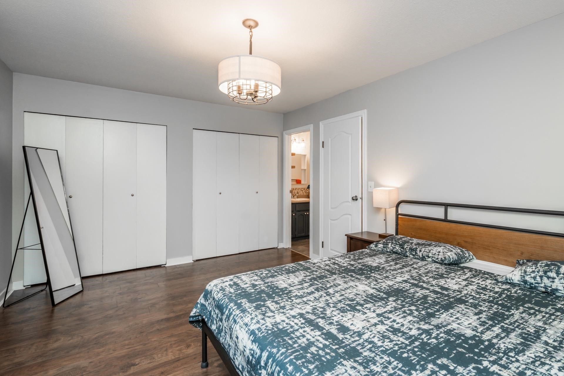 









4483


208

Street,
Langley,




BC
V3A 2H7


