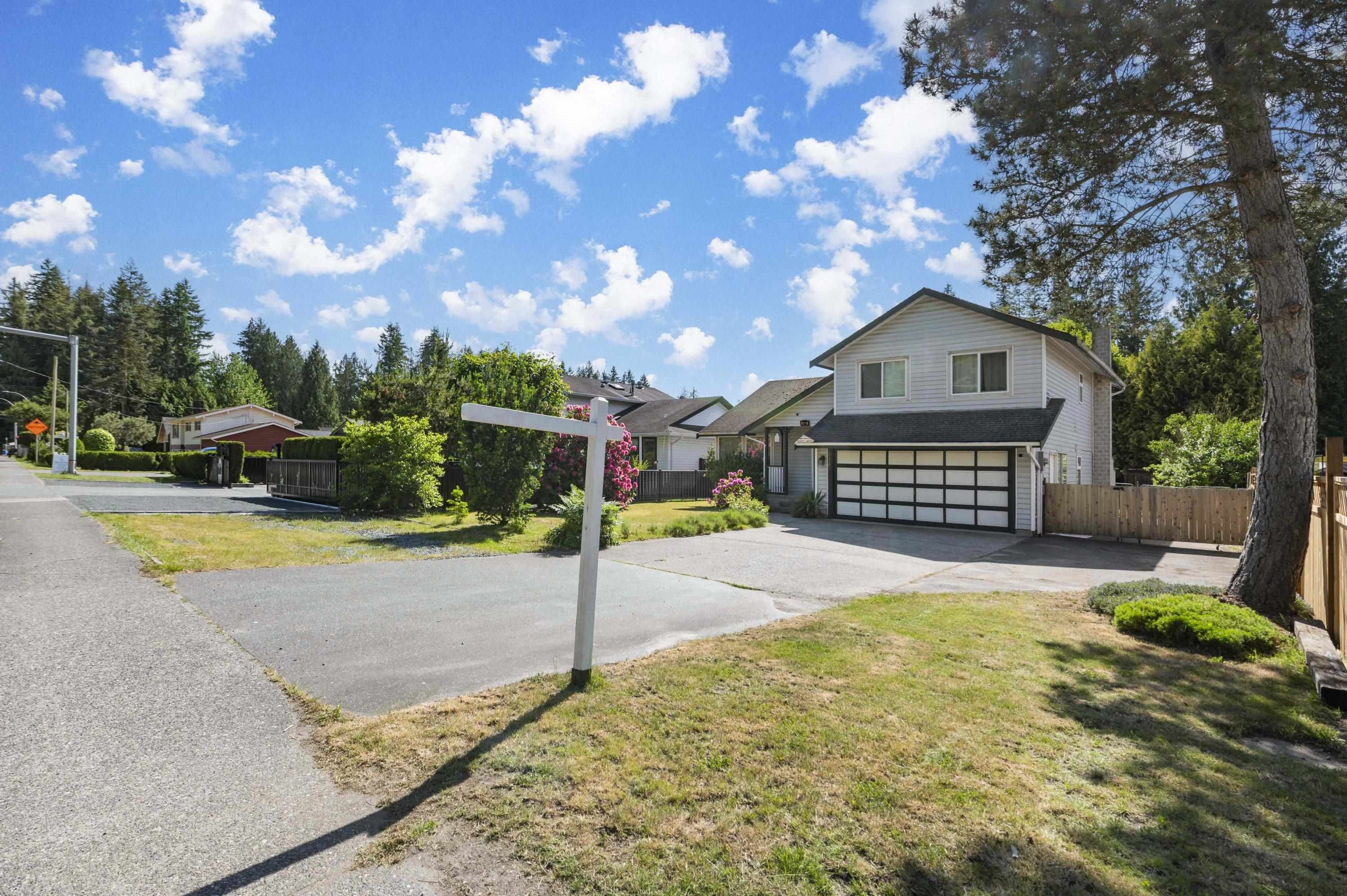 









4483


208

Street,
Langley,




BC
V3A 2H7

