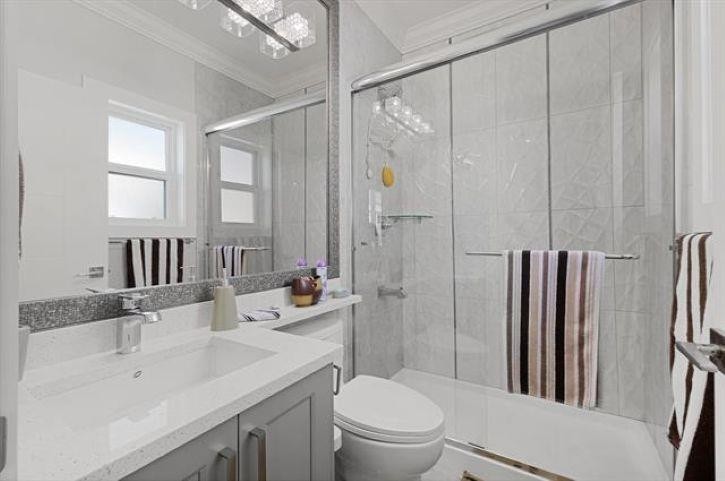 









18585


56

Avenue,
Surrey,




BC
V3S 9E5


