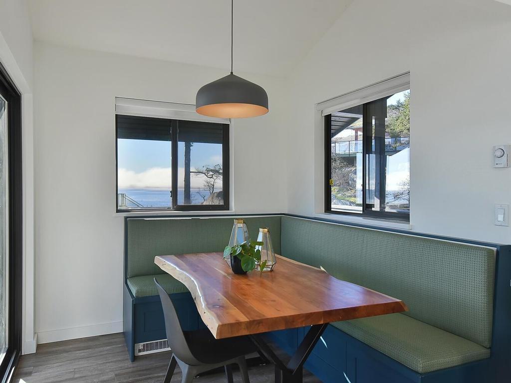 









5275


Taylor

Crescent,
Halfmoon Bay,




BC
V7Z 1B5

