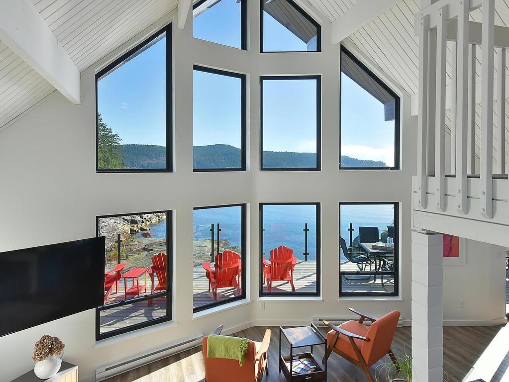 









5275


Taylor

Crescent,
Halfmoon Bay,




BC
V7Z 1B5

