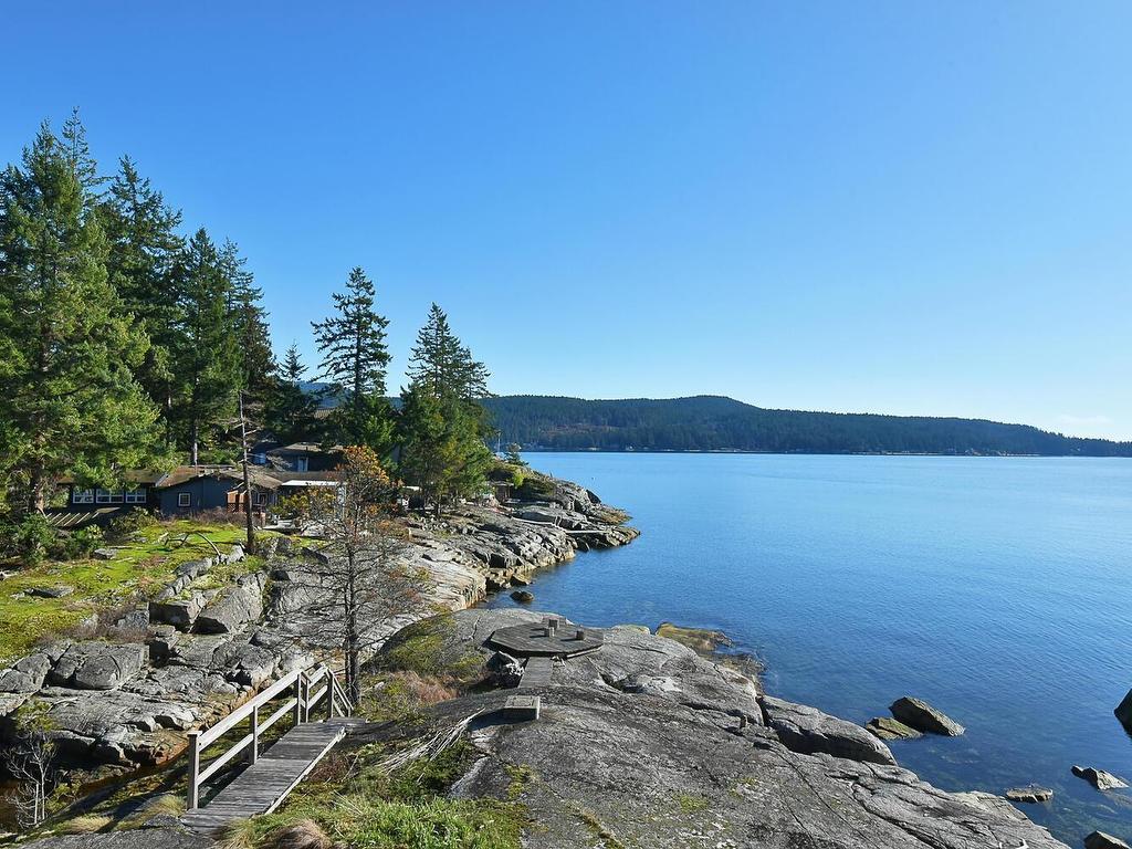 









5275


Taylor

Crescent,
Halfmoon Bay,




BC
V7Z 1B5

