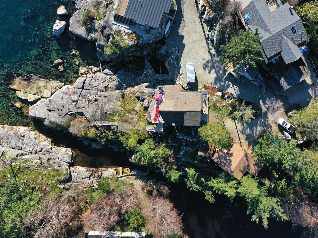 









5275


Taylor

Crescent,
Halfmoon Bay,




BC
V7Z 1B5

