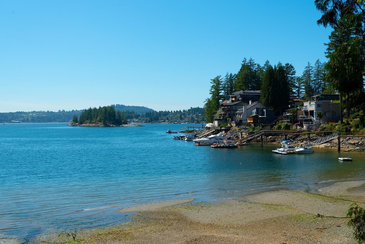 









4855


Belcarra Bay

Road,
Port Moody,







BC
V3H 4N4

