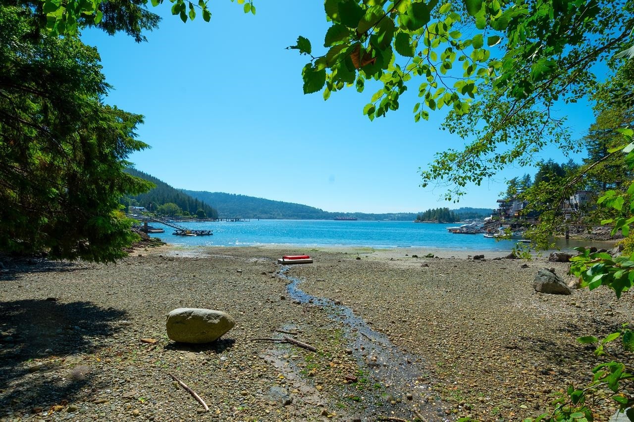 









4855


Belcarra Bay

Road,
Port Moody,







BC
V3H 4N4

