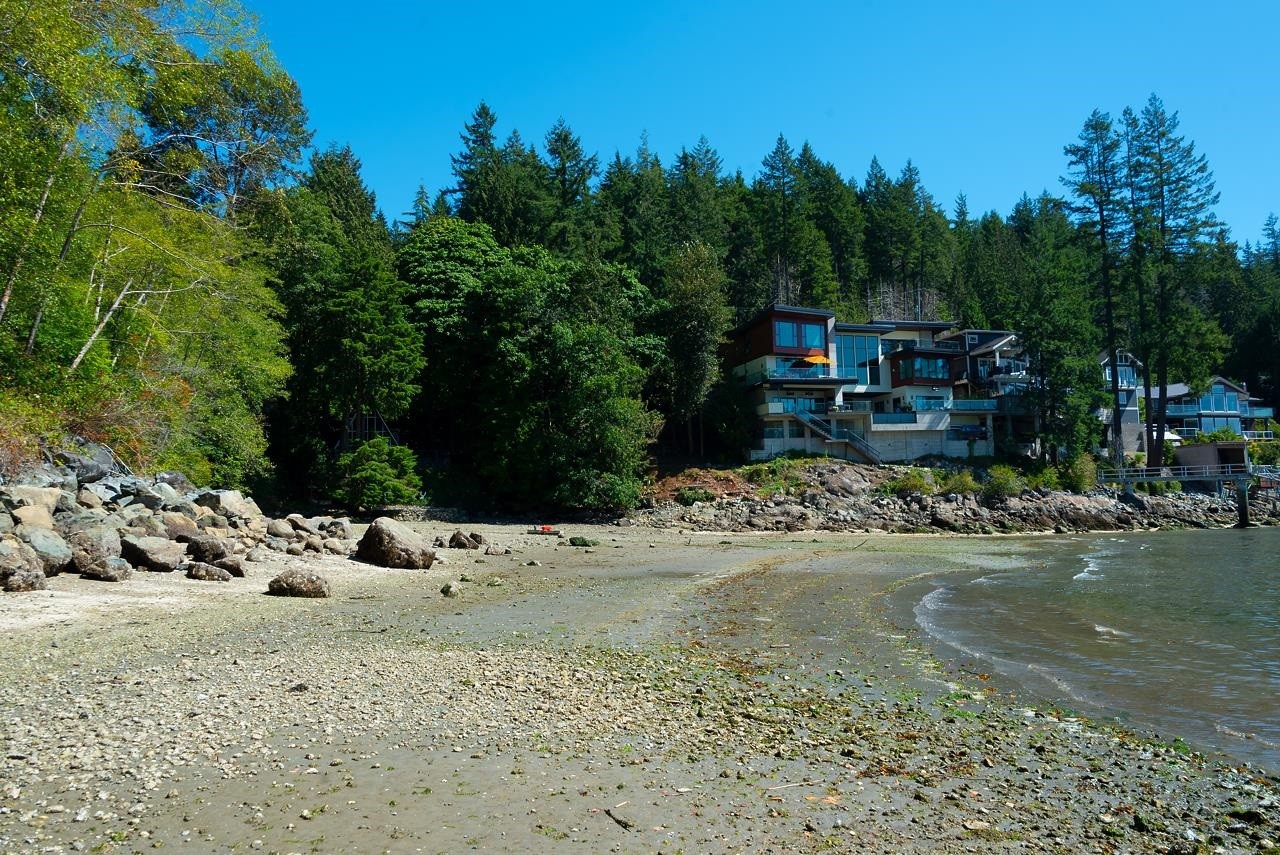 









4855


Belcarra Bay

Road,
Port Moody,







BC
V3H 4N4

