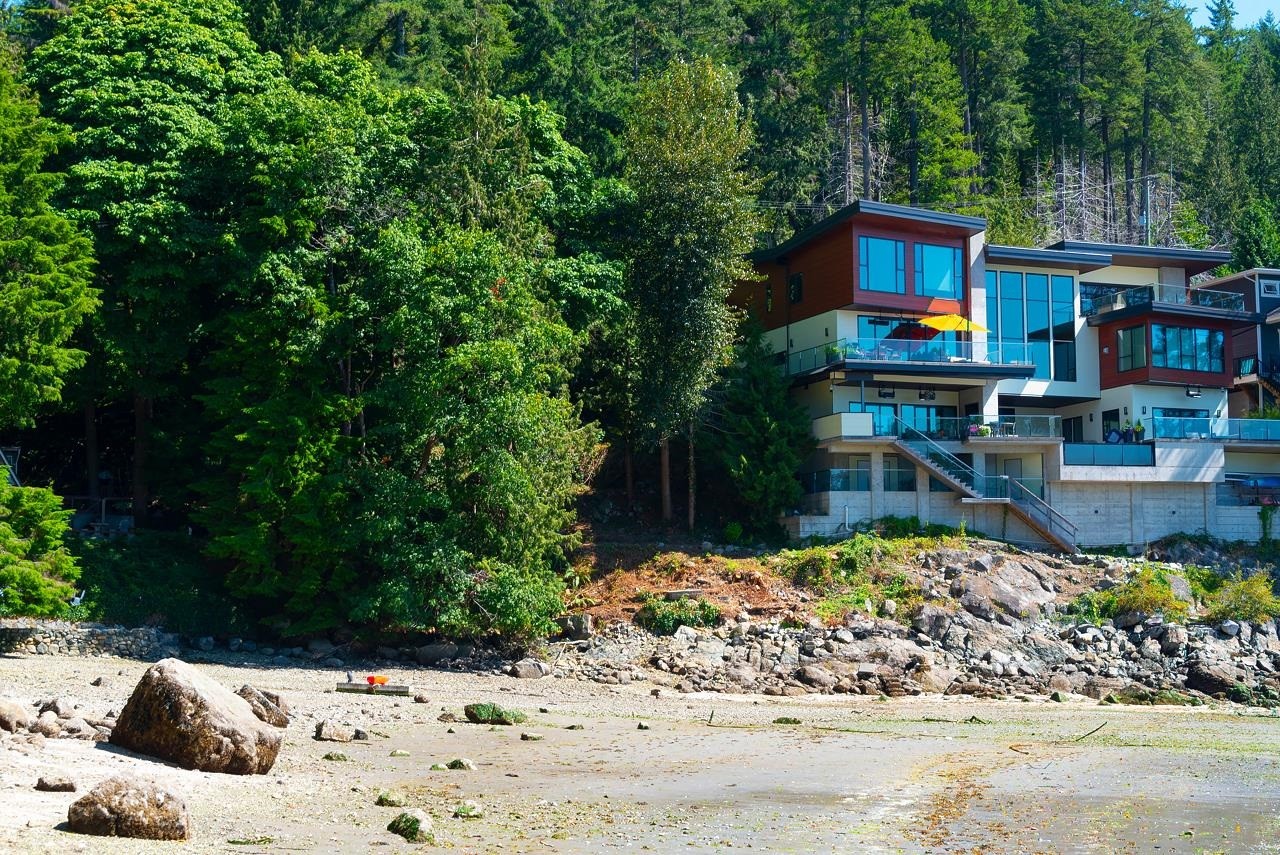 









4855


Belcarra Bay

Road,
Port Moody,







BC
V3H 4N4


